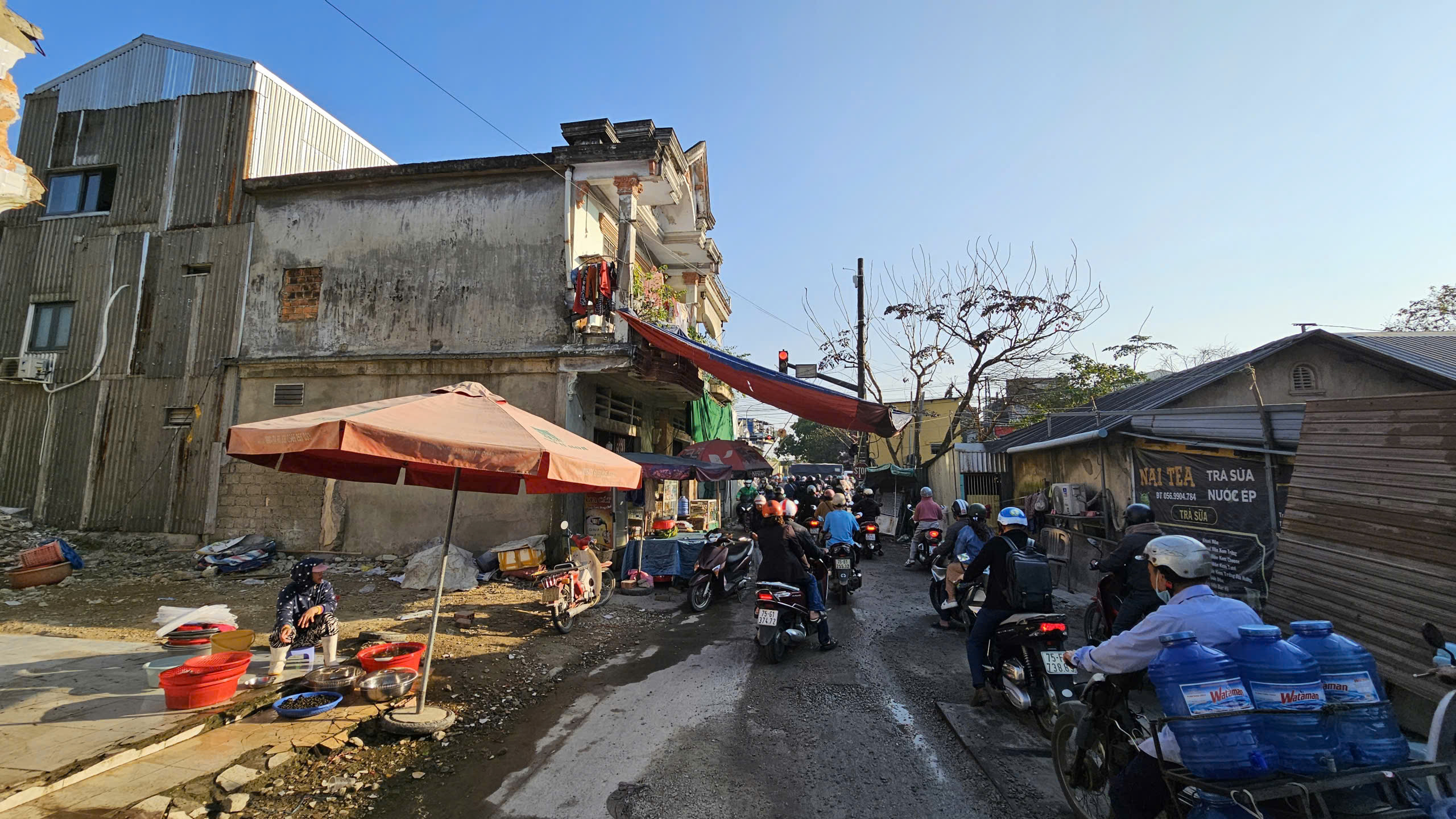 Huế: Vướng mặt bằng, cầu Vạn Xu&acirc;n vẫn chưa th&ocirc;ng tuyến- Ảnh 4.