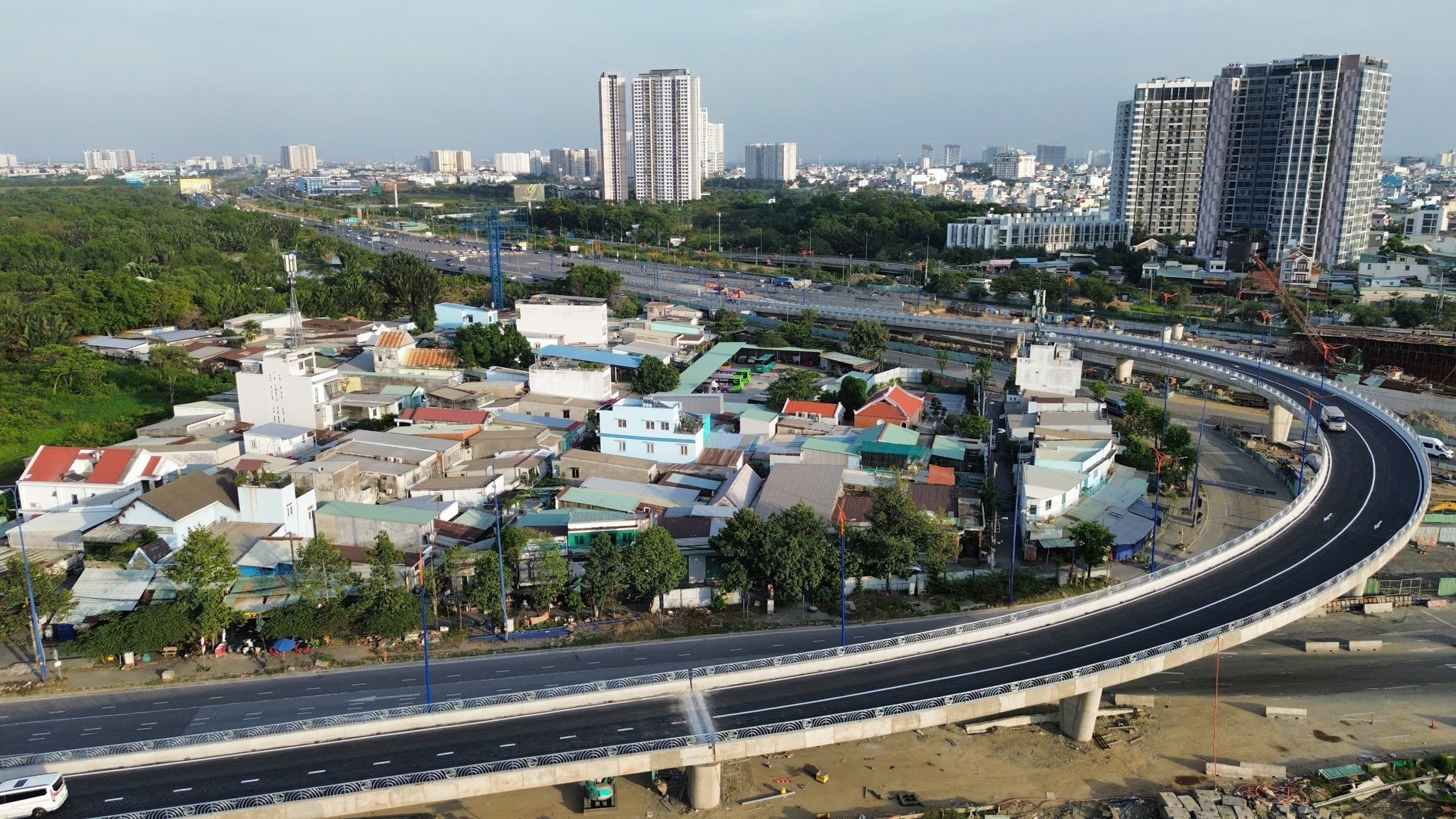 TP.HCM lập Ban Quản l&yacute; dự &aacute;n đầu tư x&acirc;y dựng c&aacute;c c&ocirc;ng tr&igrave;nh giao th&ocirc;ng mới sau hợp nhất- Ảnh 1.