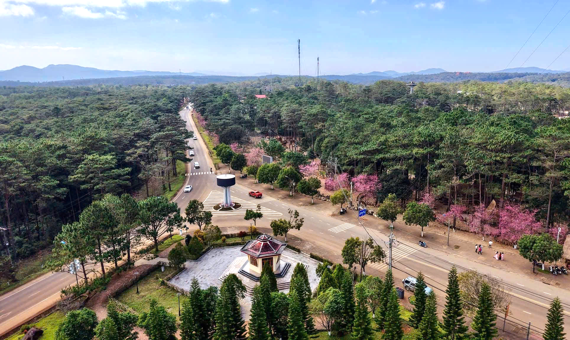 Quảng Ngãi chọn được nhà đầu tư khu đô thị hơn 9.500 tỷ đồng tại Măng Đen- Ảnh 1.