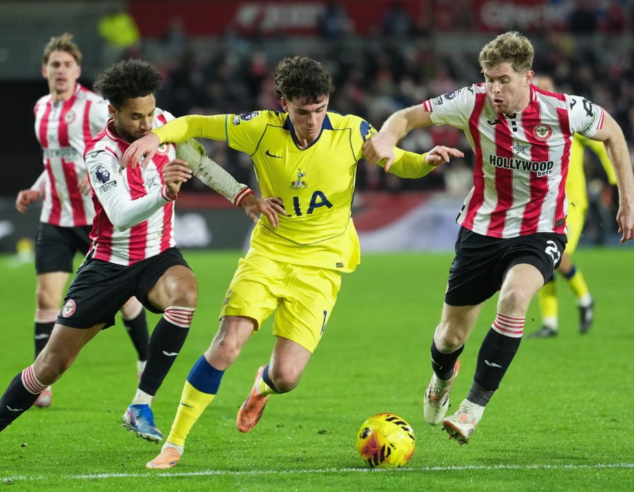Thi đấu bế tắc, Tottenham bị Brentford cầm h&ograve;a- Ảnh 2.