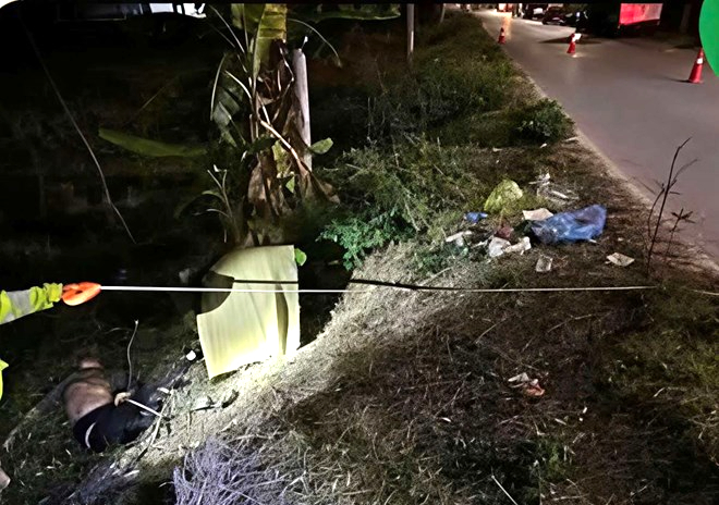 B24c789aa5432a1d7352.jpg B24c789aa5432a1d7352.jpg