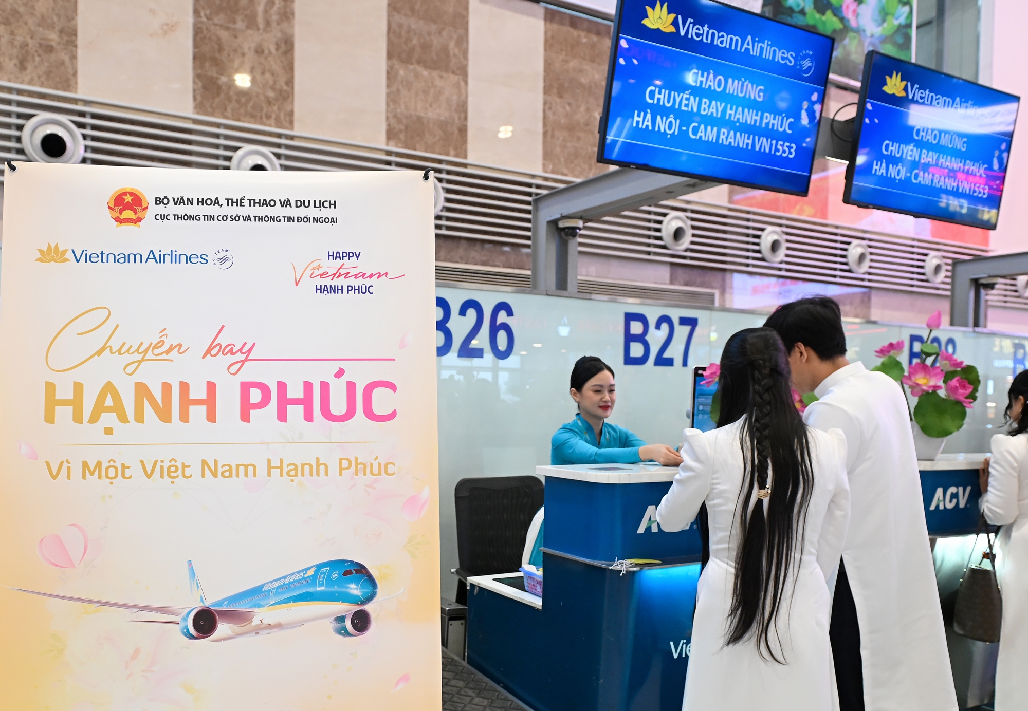 Chuyến bay đặc biệt lan tỏa th&ocirc;ng điệp &ldquo;Việt Nam hạnh ph&uacute;c&rdquo;- Ảnh 2.