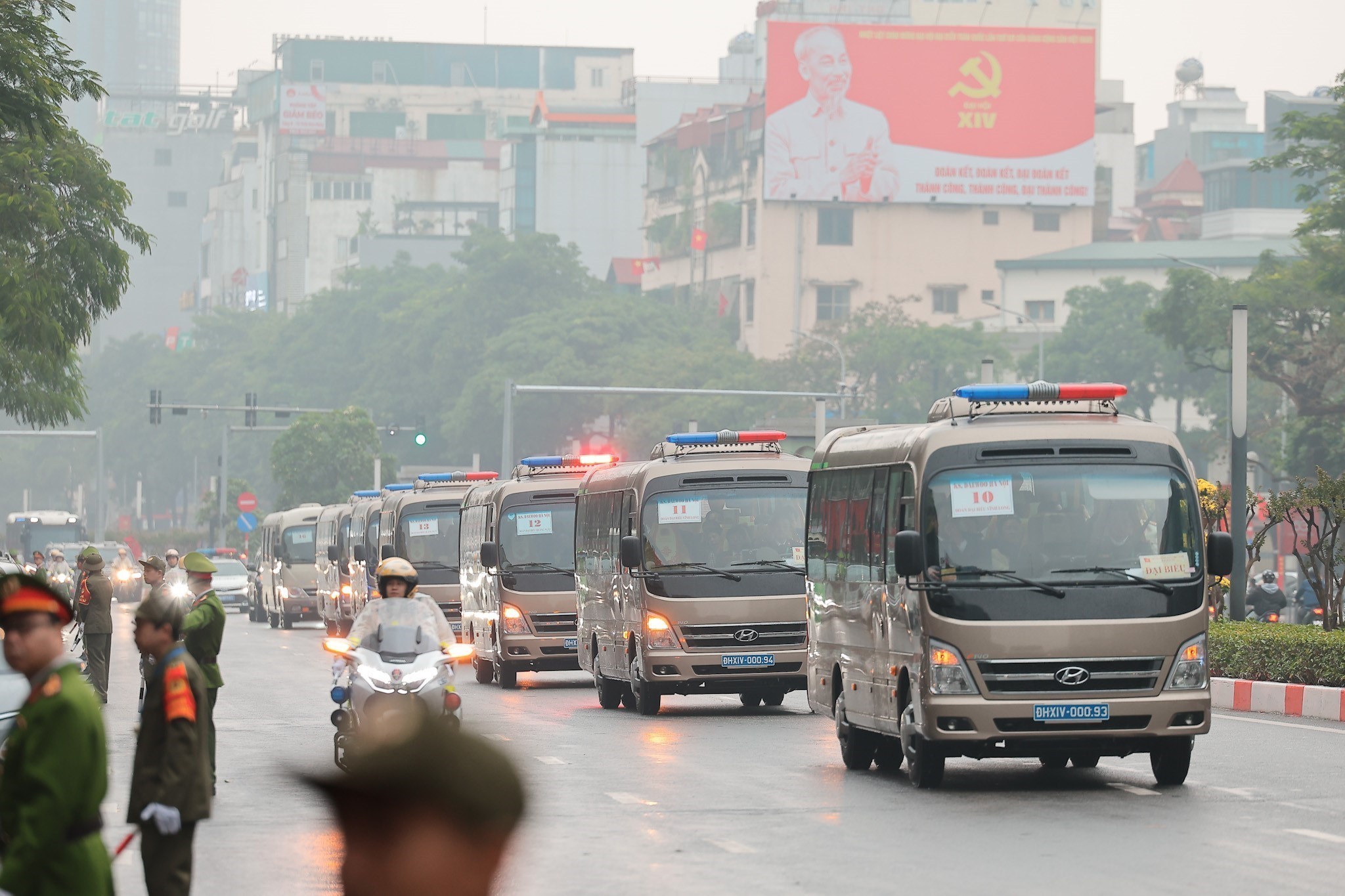 C&aacute;c đại biểu, kh&aacute;ch mời quốc tế đến dự phi&ecirc;n khai mạc trọng thể Đại hội XIV của Đảng- Ảnh 11.