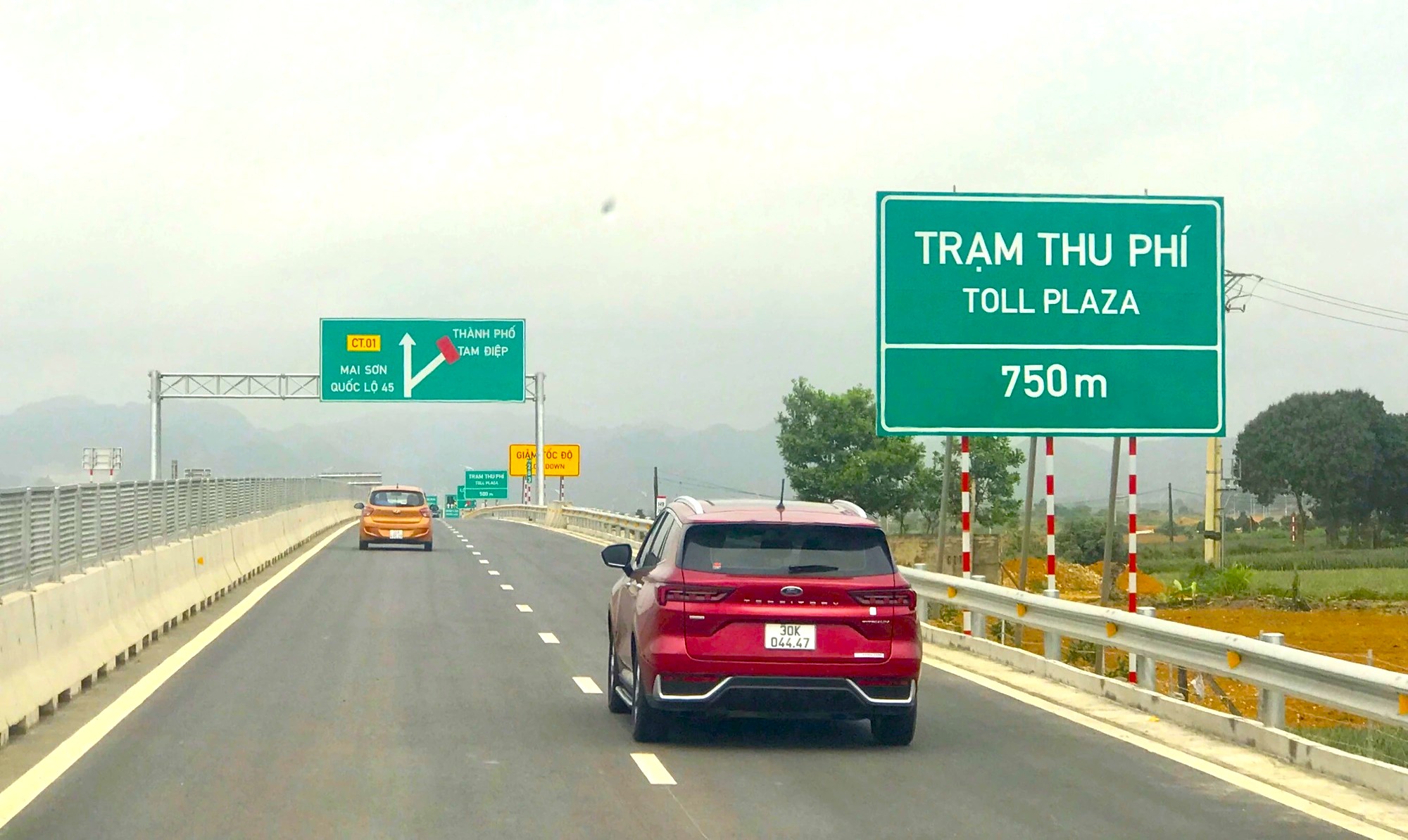 Giao c&aacute;c Khu Quản l&yacute; đường bộ thu ph&iacute; cao tốc do Nh&agrave; nước đầu tư- Ảnh 1.