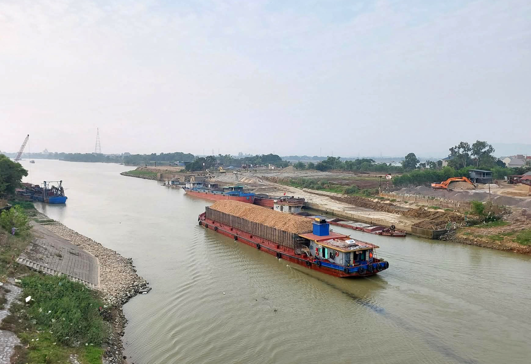 Cần c&uacute; h&iacute;ch cho chuyển đổi xanh đường thủy nội địa- Ảnh 1.