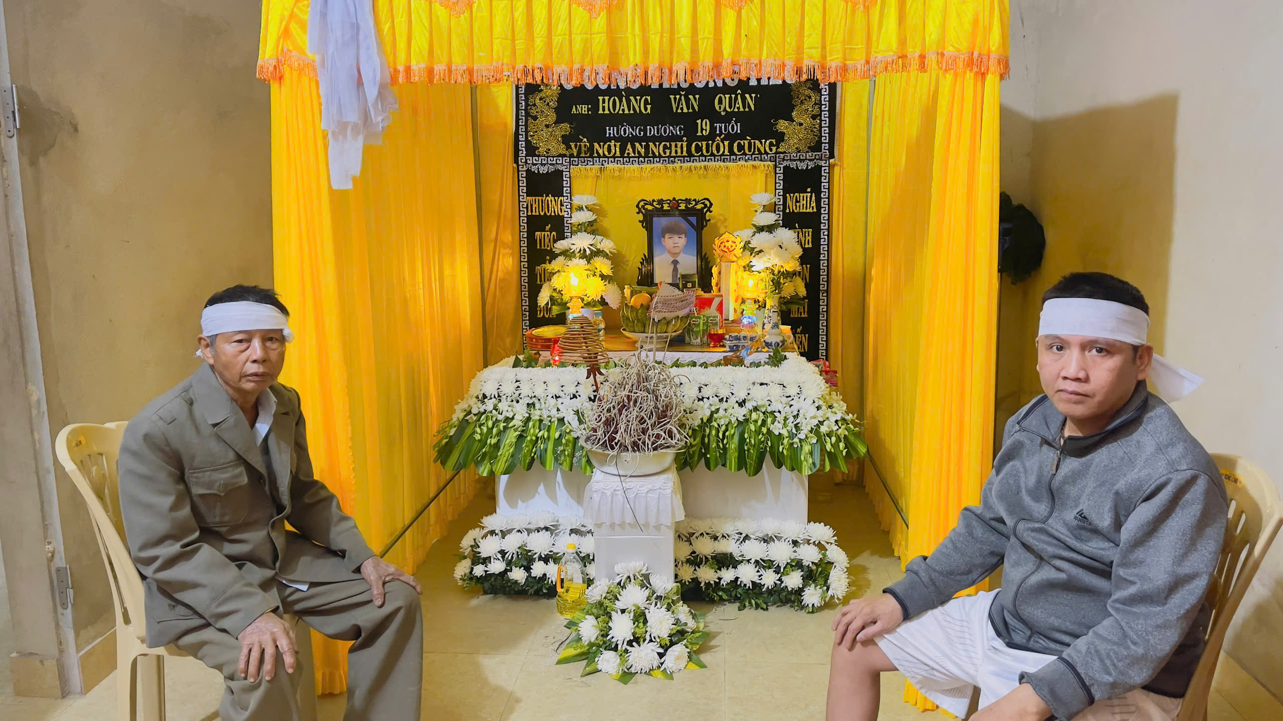 Tai nạn cướp đi thanh niên 18 tuổi, gia đình nghèo kiệt quệ giữa nợ nần và bệnh tật- Ảnh 2. Tai nạn cướp đi thanh niên 18 tuổi, gia đình nghèo kiệt quệ giữa nợ nần và bệnh tật- Ảnh 2.