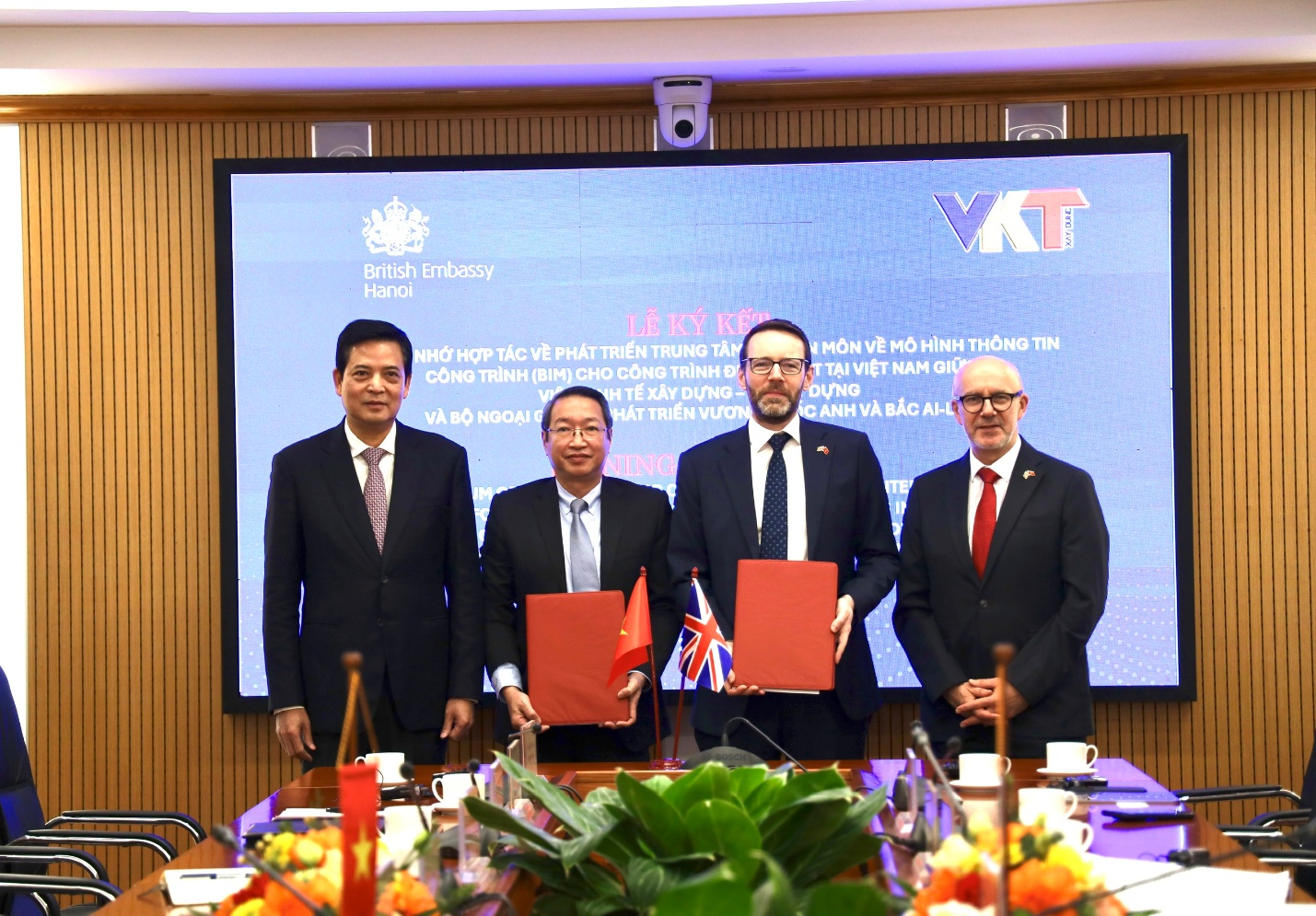 Viện Kinh tế x&acirc;y dựng k&yacute; kết hợp t&aacute;c, ph&aacute;t triển BIM cho dự &aacute;n đường sắt- Ảnh 1.