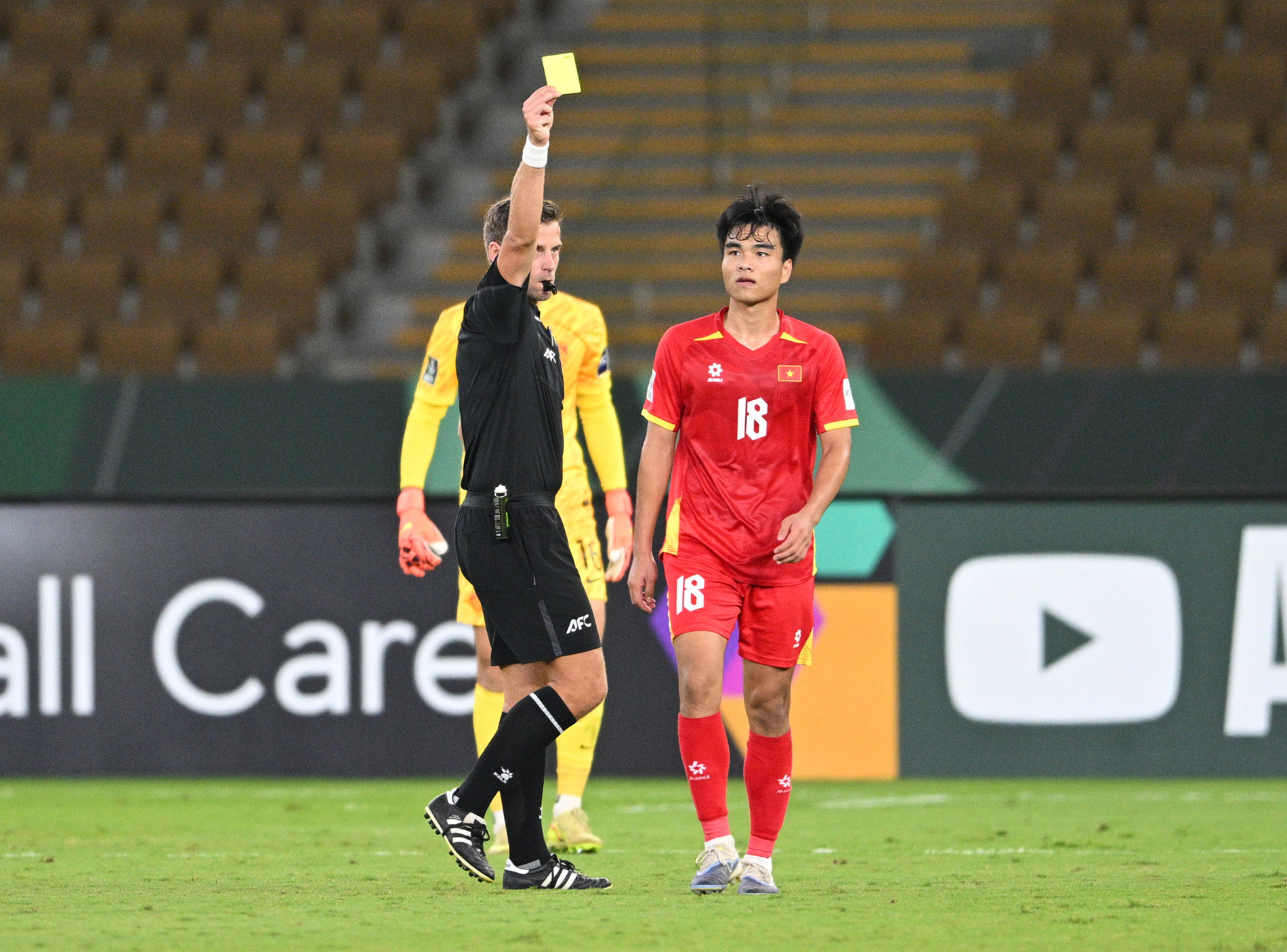 Lộ diện trọng t&agrave;i bắt ch&iacute;nh trận U23 Việt Nam gặp H&agrave;n Quốc- Ảnh 2.