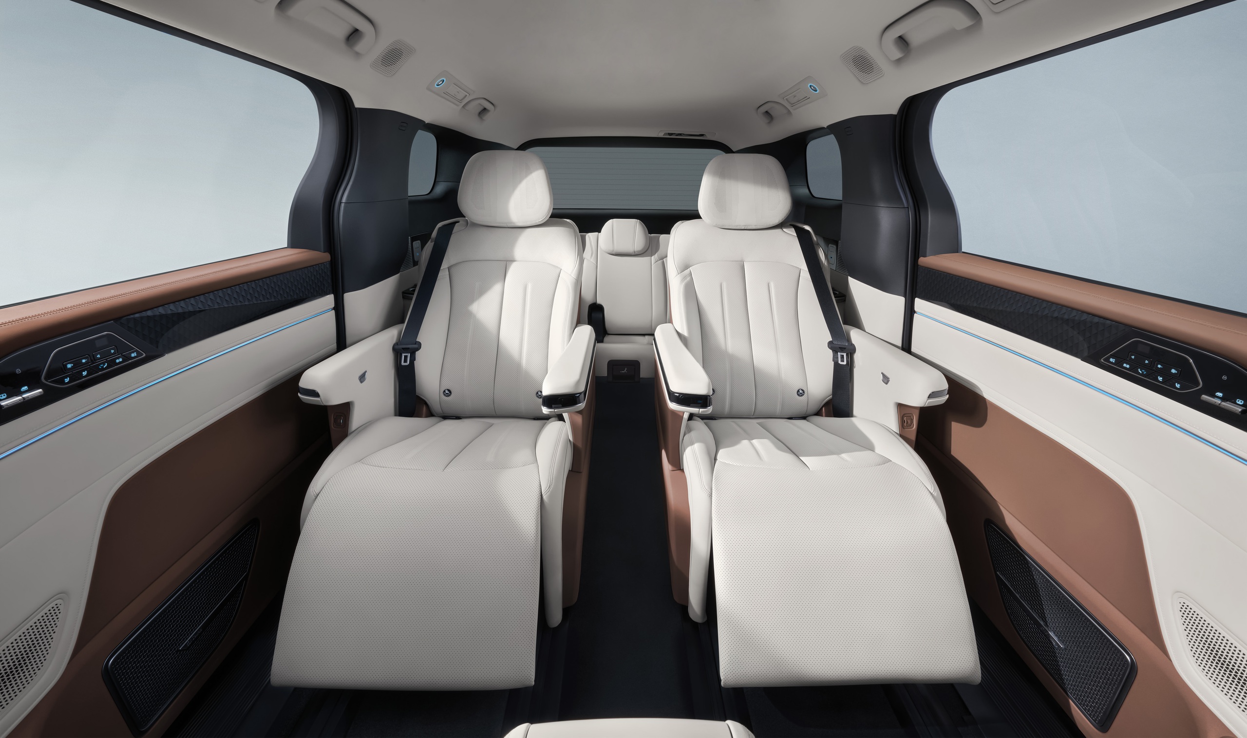 BYD M9 và cách nhìn mới về MPV cao cấp tại Việt Nam- Ảnh 4. BYD M9 và cách nhìn mới về MPV cao cấp tại Việt Nam- Ảnh 4.