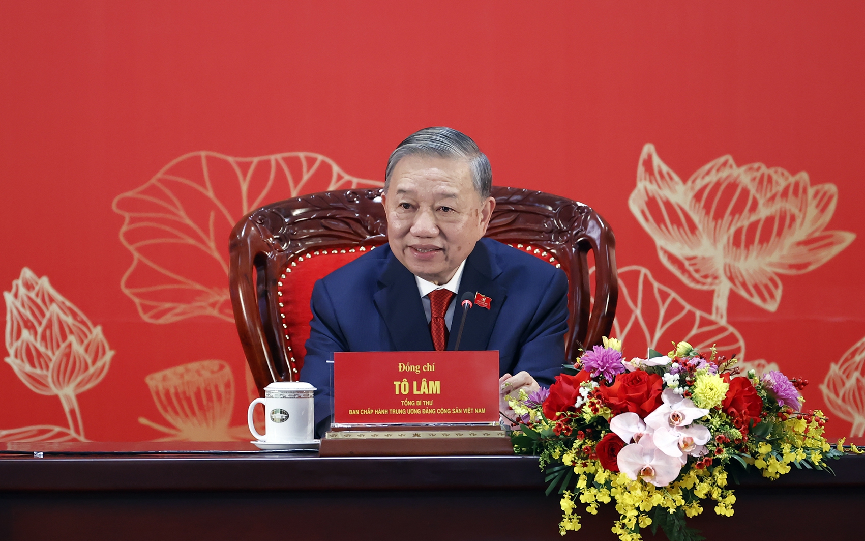 L&atilde;nh đạo c&aacute;c nước ch&uacute;c mừng Tổng B&iacute; thư T&ocirc; L&acirc;m t&aacute;i đắc cử