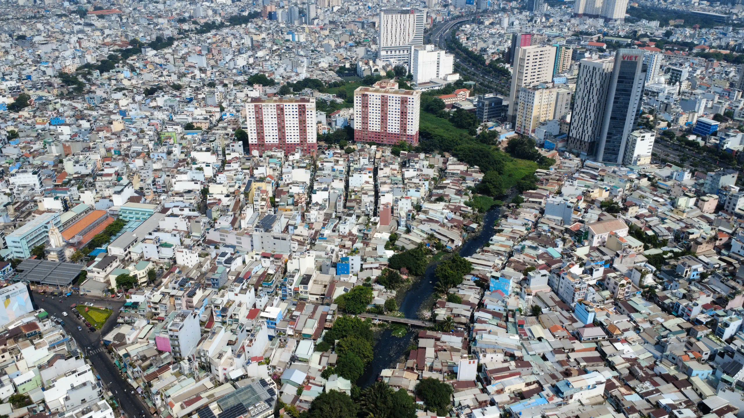 Dọn nhà đón cái Tết cuối cùng bên dòng rạch Xuyên Tâm ô nhiễm sắp được cải tạo- Ảnh 15.