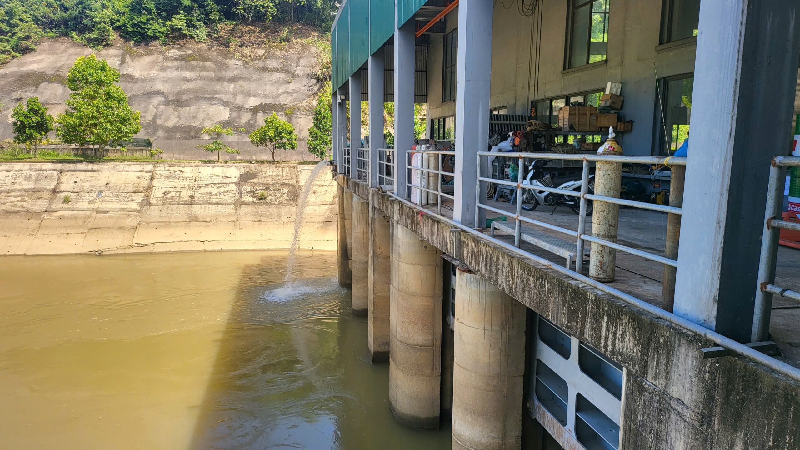 Sau s&aacute;p nhập, Quảng Ng&atilde;i c&oacute; bao nhi&ecirc;u nh&agrave; m&aacute;y thủy điện?- Ảnh 3.