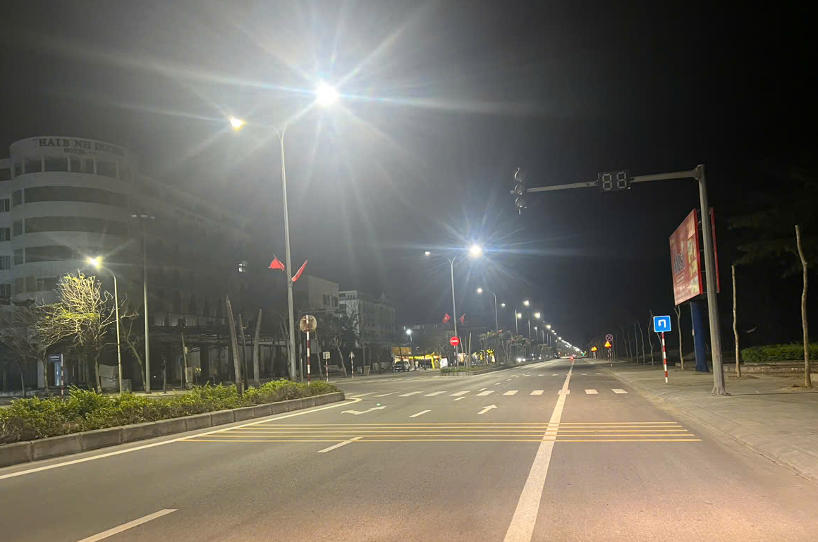 Nghệ An lên phương án khắc phục hàng loạt đèn giao thông không hoạt động trước Tết- Ảnh 3. Nghệ An lên phương án khắc phục hàng loạt đèn giao thông không hoạt động trước Tết- Ảnh 3.