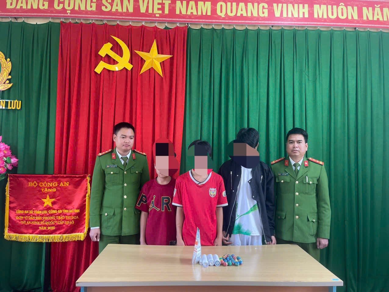 H&agrave; Tĩnh: Tăng cường kiểm so&aacute;t, xử l&yacute; nghi&ecirc;m vi phạm ph&aacute;o nổ dịp cuối năm- Ảnh 3.