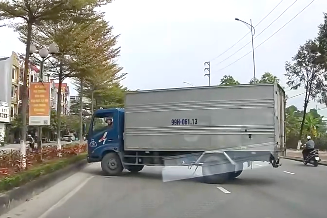 Bắc Ninh: Lạng l&aacute;ch, đ&aacute;nh v&otilde;ng tr&ecirc;n đường, t&agrave;i xế &ocirc; t&ocirc; bị phạt hơn 40 triệu đồng- Ảnh 1.