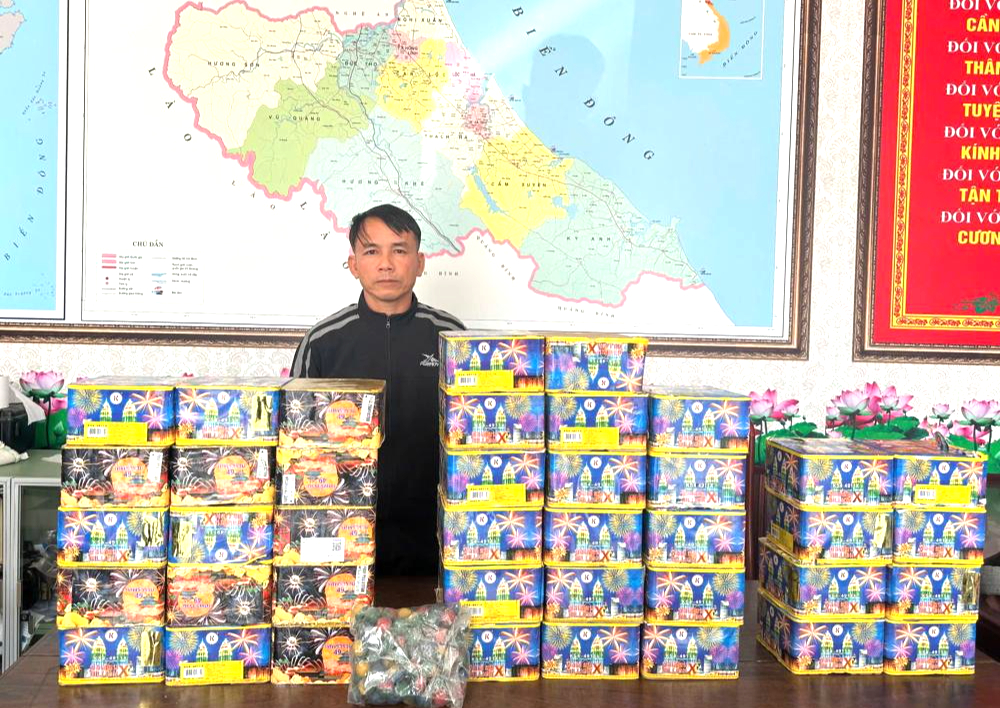 H&agrave; Tĩnh: Tăng cường kiểm so&aacute;t, xử l&yacute; nghi&ecirc;m vi phạm ph&aacute;o nổ dịp cuối năm- Ảnh 1.