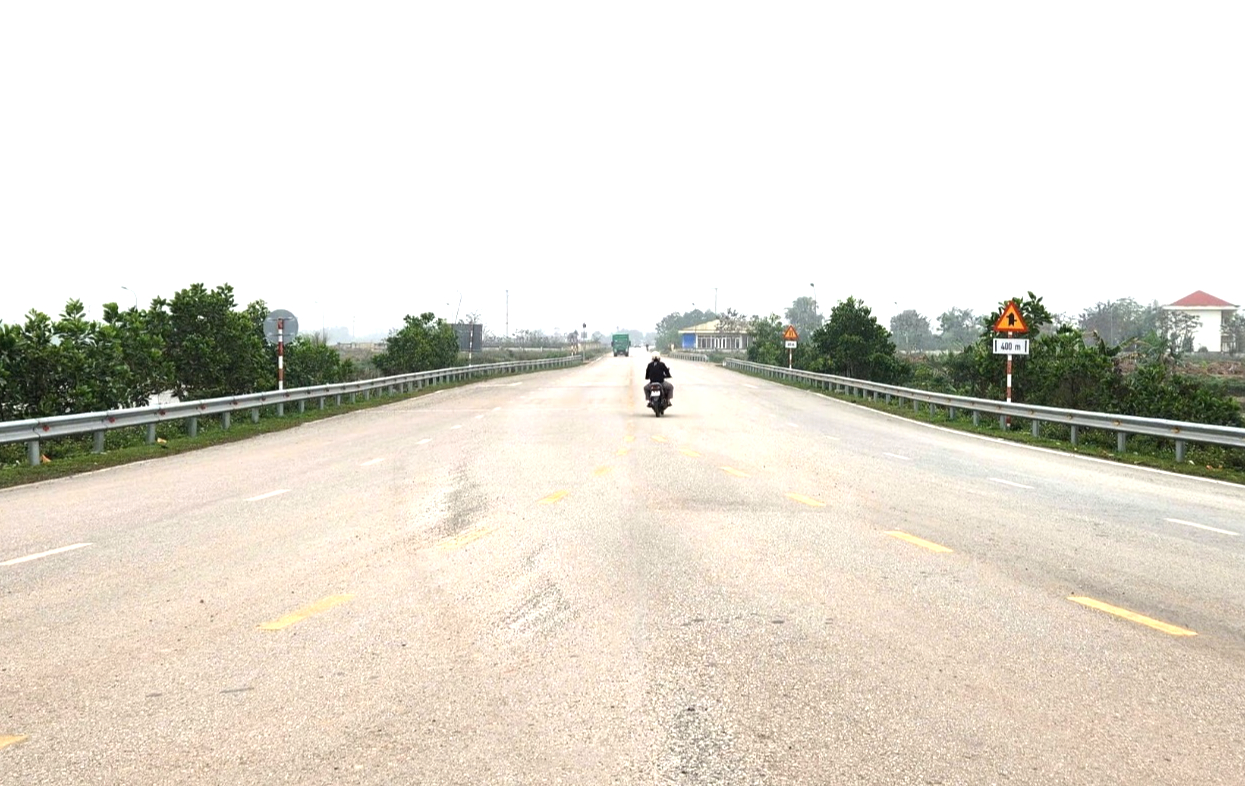 Tuyến đường nối 3 quốc lộ ở Thanh Hóa sẽ hoàn thành trong năm 2026- Ảnh 2. Tuyến đường nối 3 quốc lộ ở Thanh Hóa sẽ hoàn thành trong năm 2026- Ảnh 2.