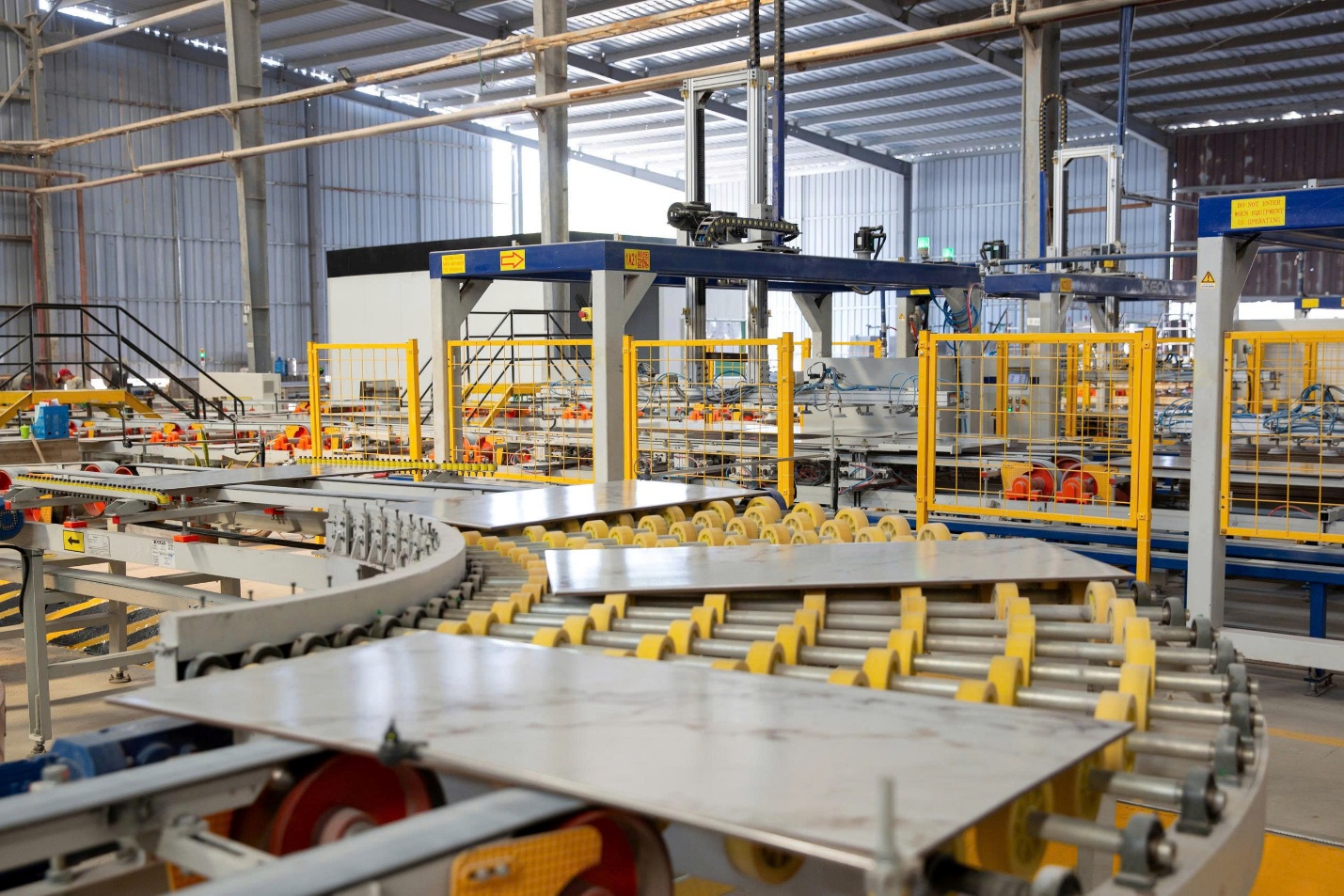 Siết chặt quản l&yacute; gi&aacute;, minh bạch thị trường vật liệu x&acirc;y dựng- Ảnh 2.