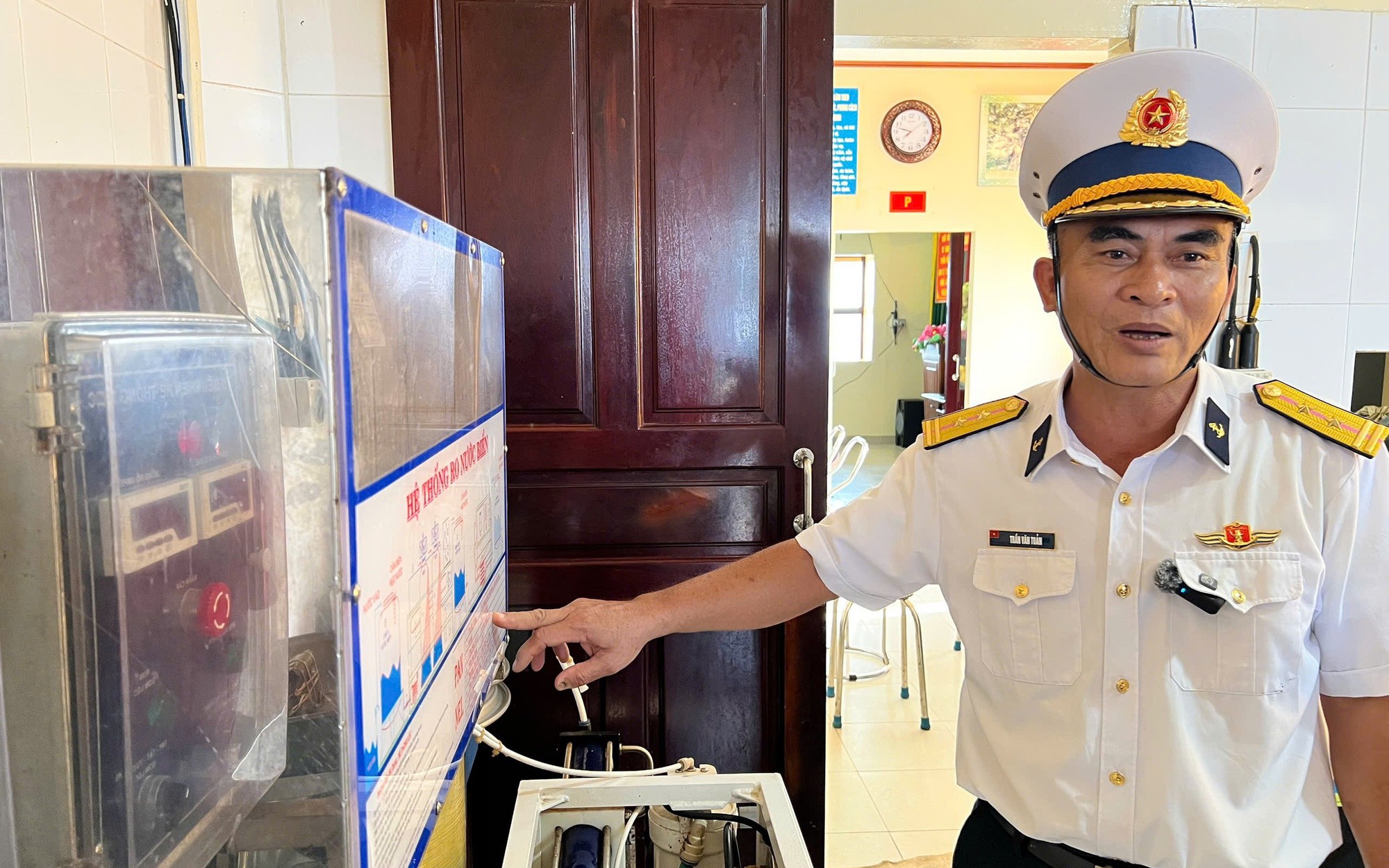 Chuyện nước ngọt tr&ecirc;n Nh&agrave; gi&agrave;n DK1