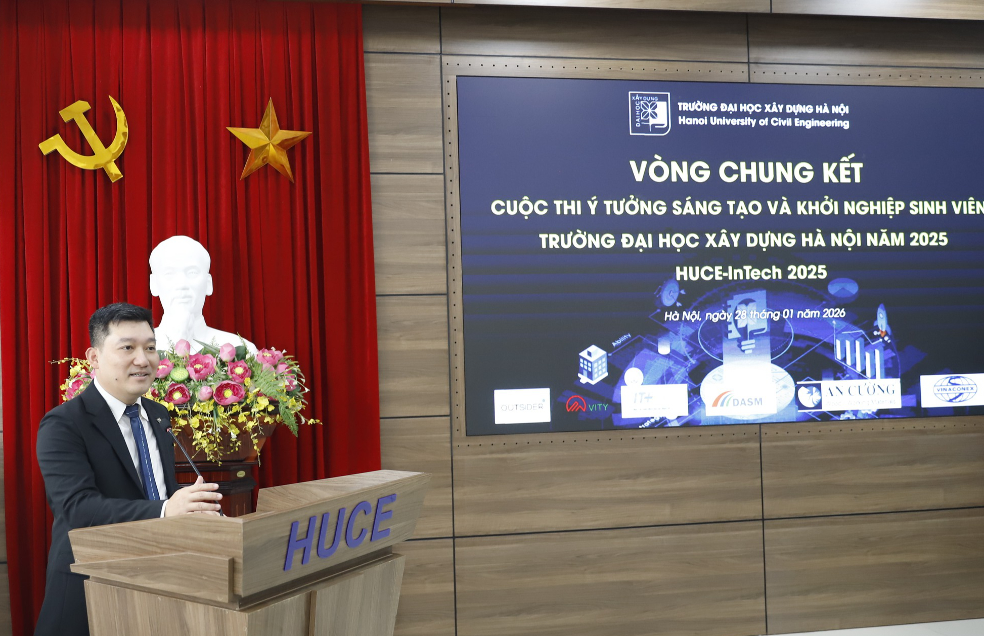 Nhiều &yacute; tưởng độc đ&aacute;o tại chung kết cuộc thi HUCE INTECH 2025- Ảnh 1.