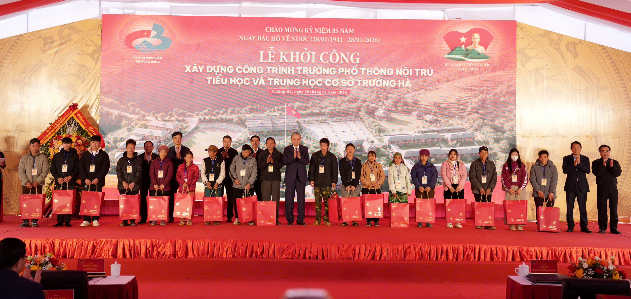 Tổng B&iacute; thư T&ocirc; L&acirc;m dự lễ khởi c&ocirc;ng x&acirc;y dựng trường phổ th&ocirc;ng nội tr&uacute; tại Cao Bằng- Ảnh 4.