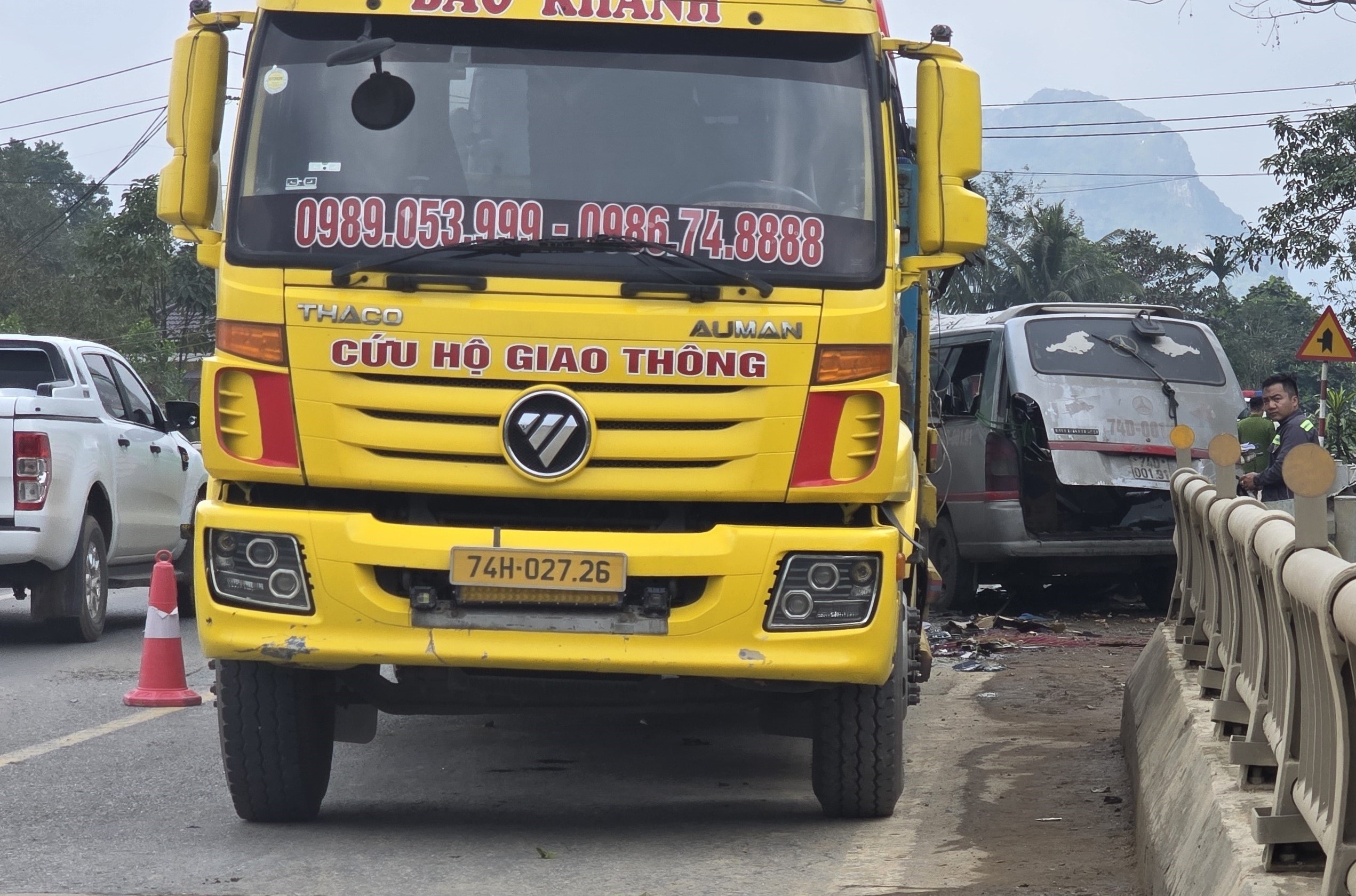 Hiện trường vụ tai nạn giao th&ocirc;ng l&agrave;m hai người tử vong ở Quảng Trị- Ảnh 1.