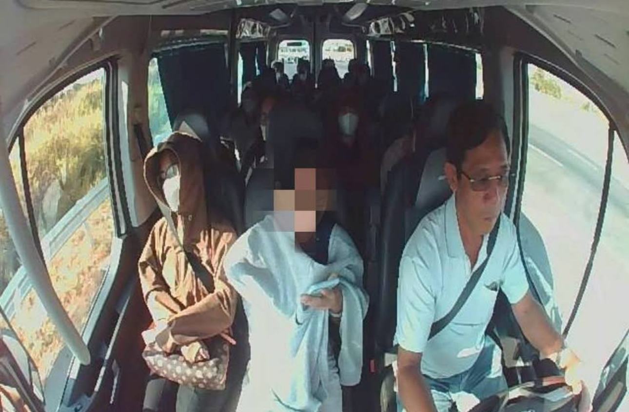 CSGT xử l&yacute; nhiều trường hợp h&agrave;nh kh&aacute;ch ngồi tr&ecirc;n xe kh&ocirc;ng thắt d&acirc;y an to&agrave;n- Ảnh 3.