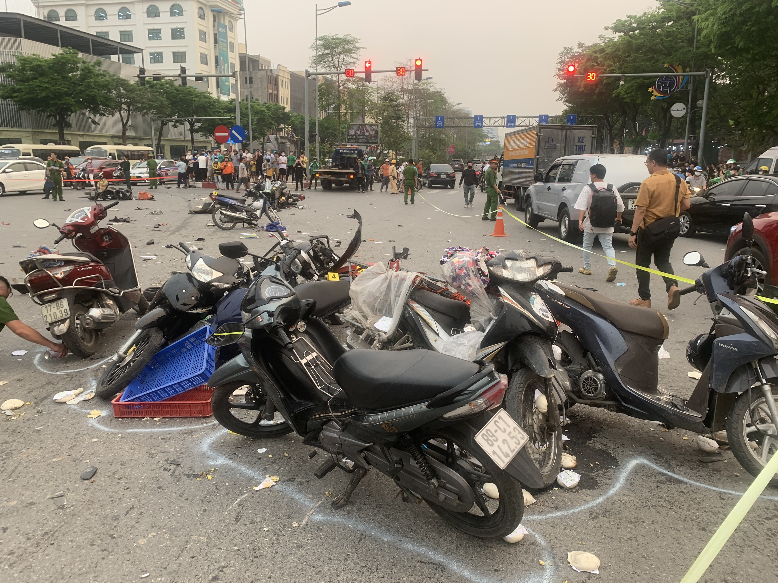 Cho mượn xe ngày Tết, ai chịu trách nhiệm khi xảy ra tai nạn?- Ảnh 2. Cho mượn xe ngày Tết, ai chịu trách nhiệm khi xảy ra tai nạn?- Ảnh 2.