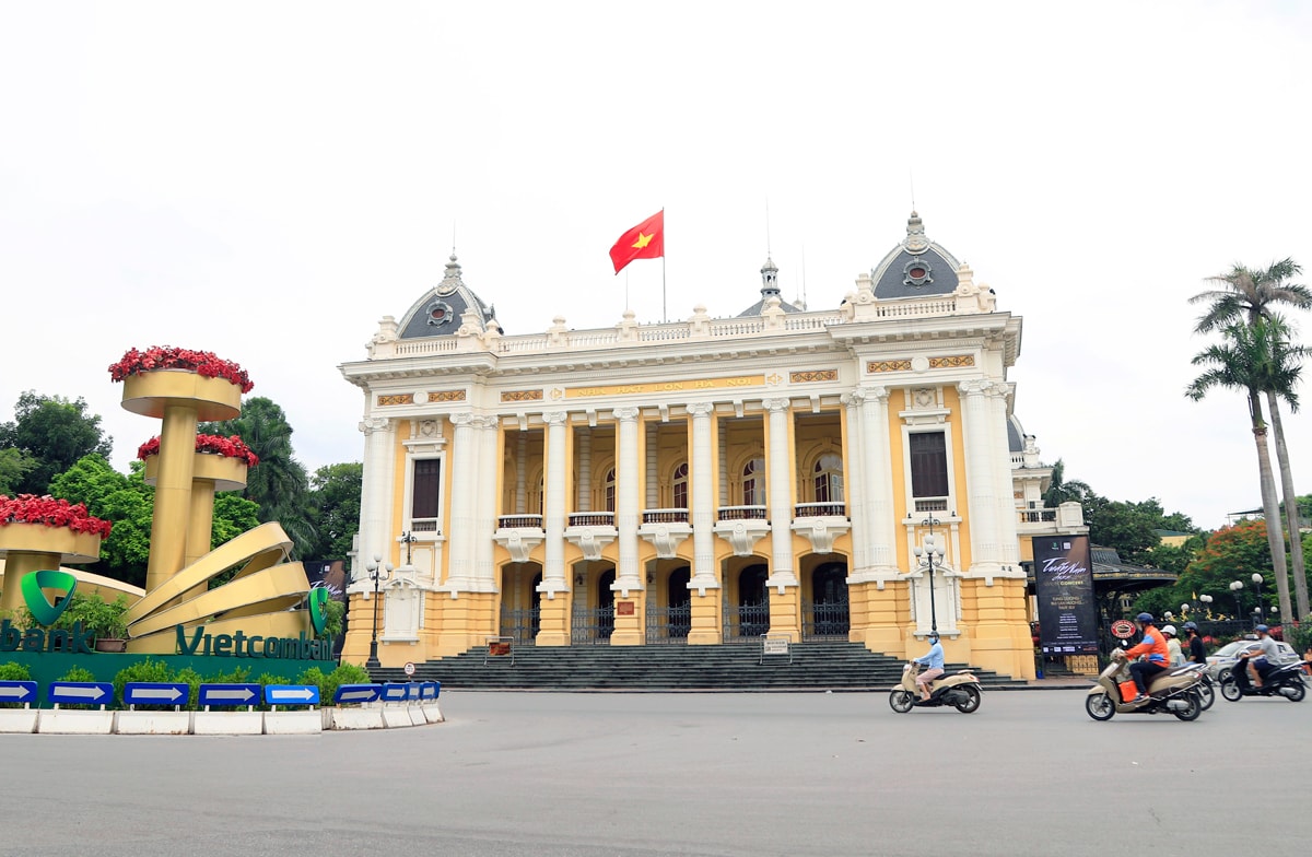 Hà Nội: Tạm cấm xe trên nhiều tuyến phố phục vụ chương trình chào năm mới 2026- Ảnh 1. Hà Nội: Tạm cấm xe trên nhiều tuyến phố phục vụ chương trình chào năm mới 2026- Ảnh 1.