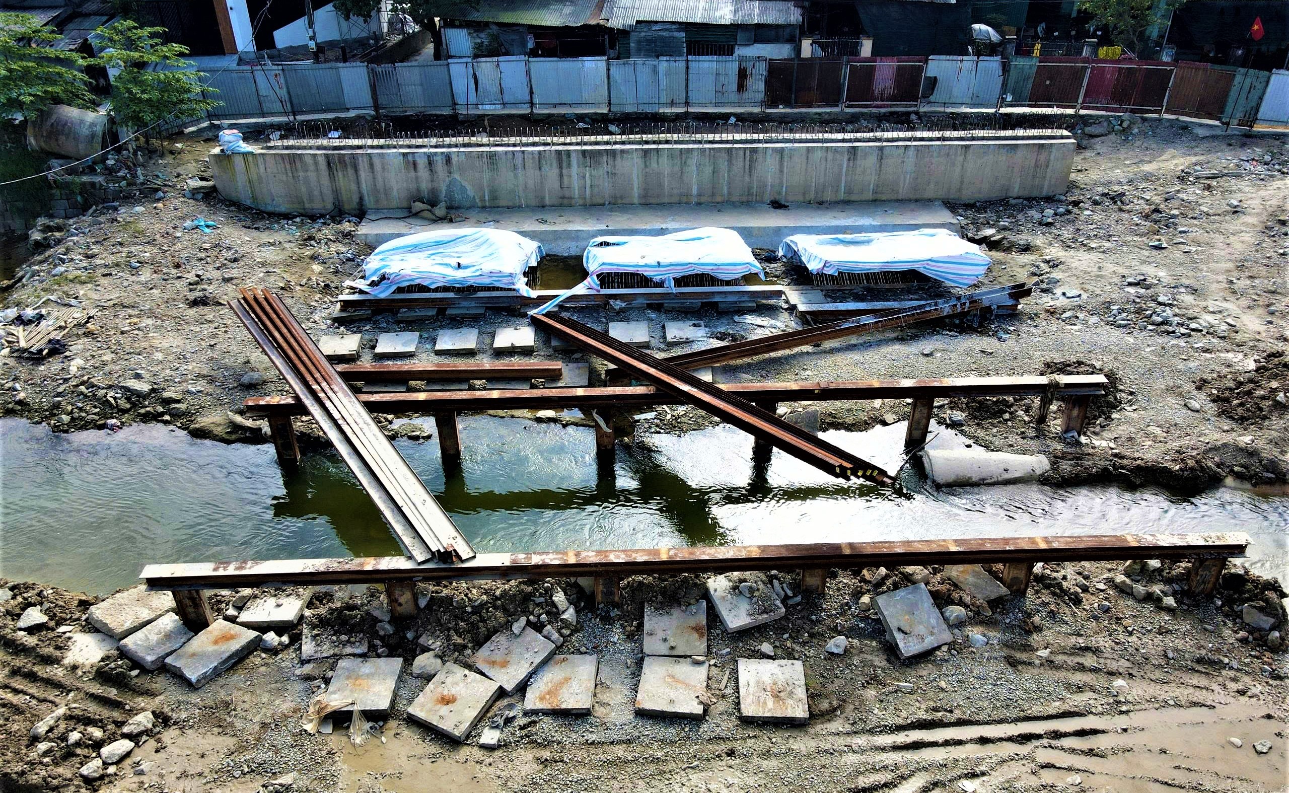 Cận cảnh dự &aacute;n cầu, đường 180 tỷ đồng ở Huế vướng mặt bằng, ngưng thi c&ocirc;ng- Ảnh 7.