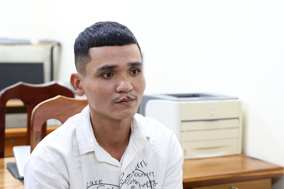 Tạm giữ h&igrave;nh sự 5 người ở An Giang sau vụ ẩu đả v&igrave; m&acirc;u thuẫn đổ r&aacute;c- Ảnh 1.