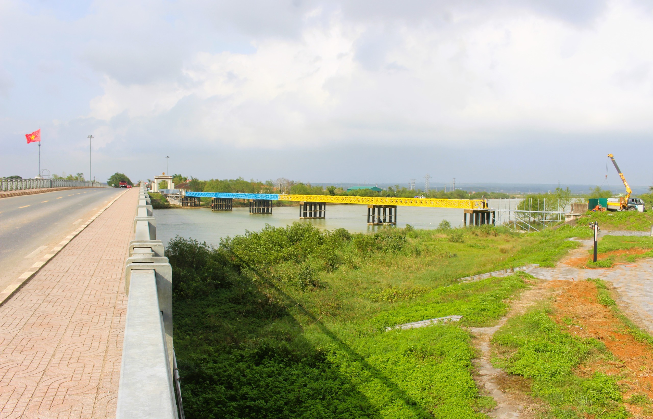 Công trình tu bổ cầu Hiền Lương thi công xuyên lễ, chạy nước rút về đích- Ảnh 13. Công trình tu bổ cầu Hiền Lương thi công xuyên lễ, chạy nước rút về đích- Ảnh 13.