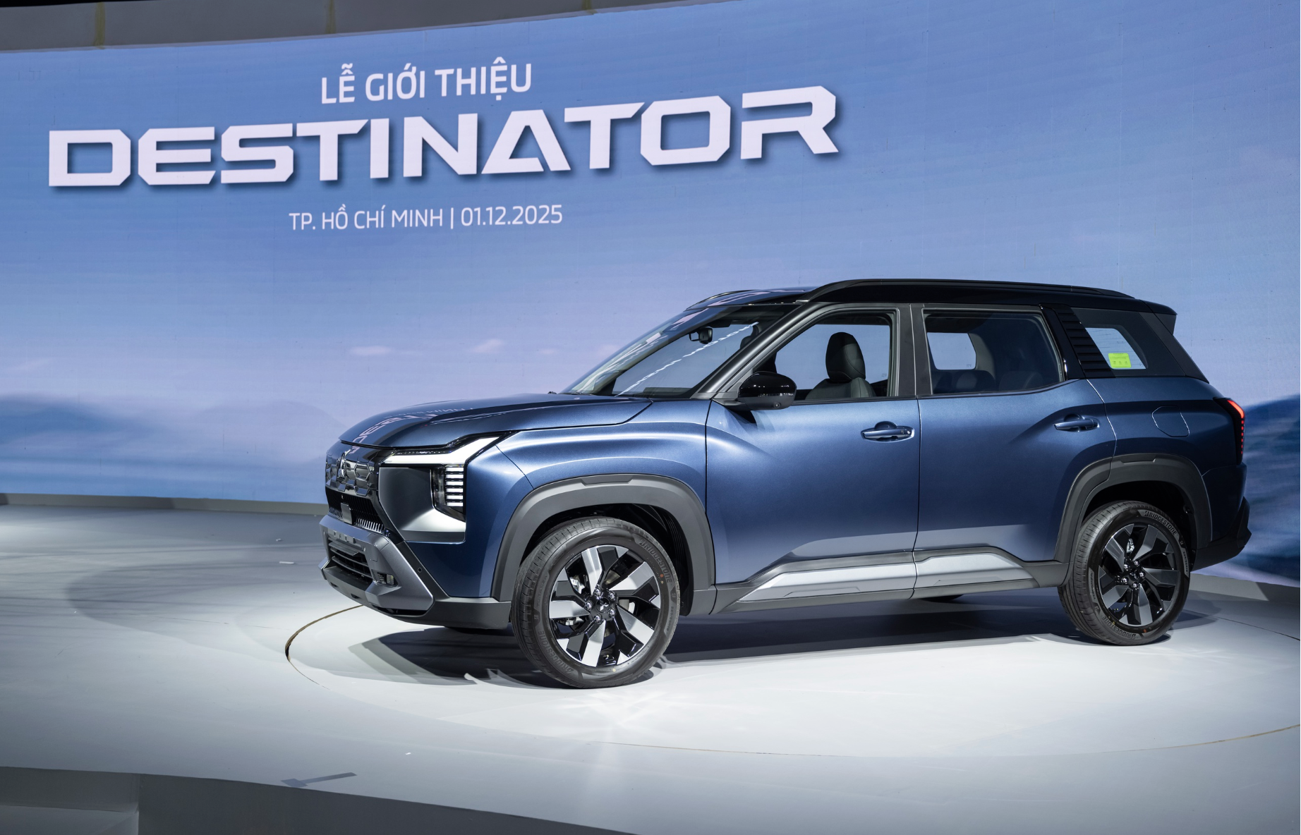 Mitsubishi Destinator tăng giá tại đại lý- Ảnh 1. Mitsubishi Destinator tăng giá tại đại lý- Ảnh 1.