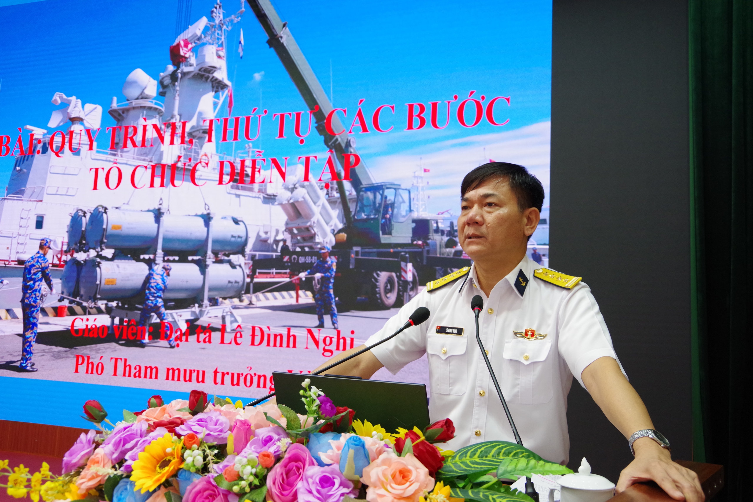 Tập huấn c&aacute;n bộ, n&acirc;ng cao sức mạnh tổng hợp V&ugrave;ng 2 Hải qu&acirc;n- Ảnh 3.