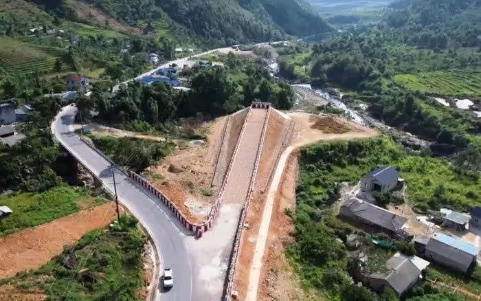 Kỹ năng xử lý tình huống mất phanh khi lái xe đổ đèo- Ảnh 3.