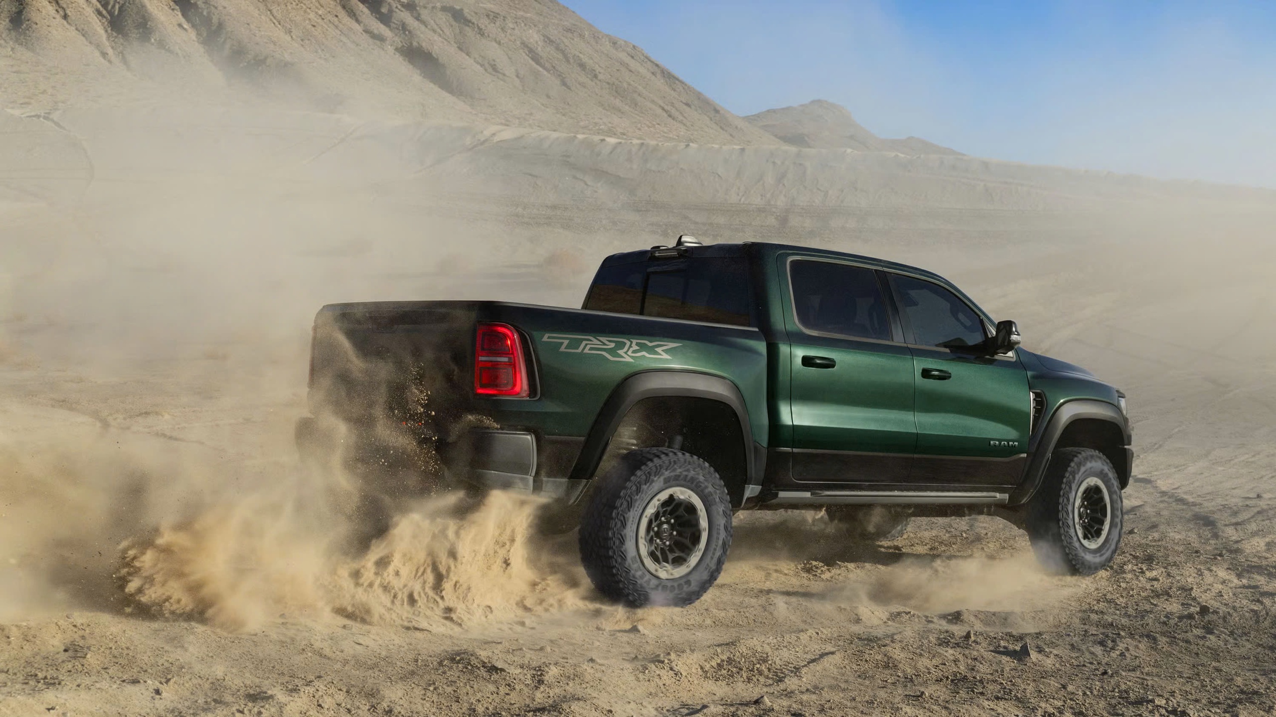 Ram TRX 2027 trở lại với giá bán từ 102.590 USD- Ảnh 2.