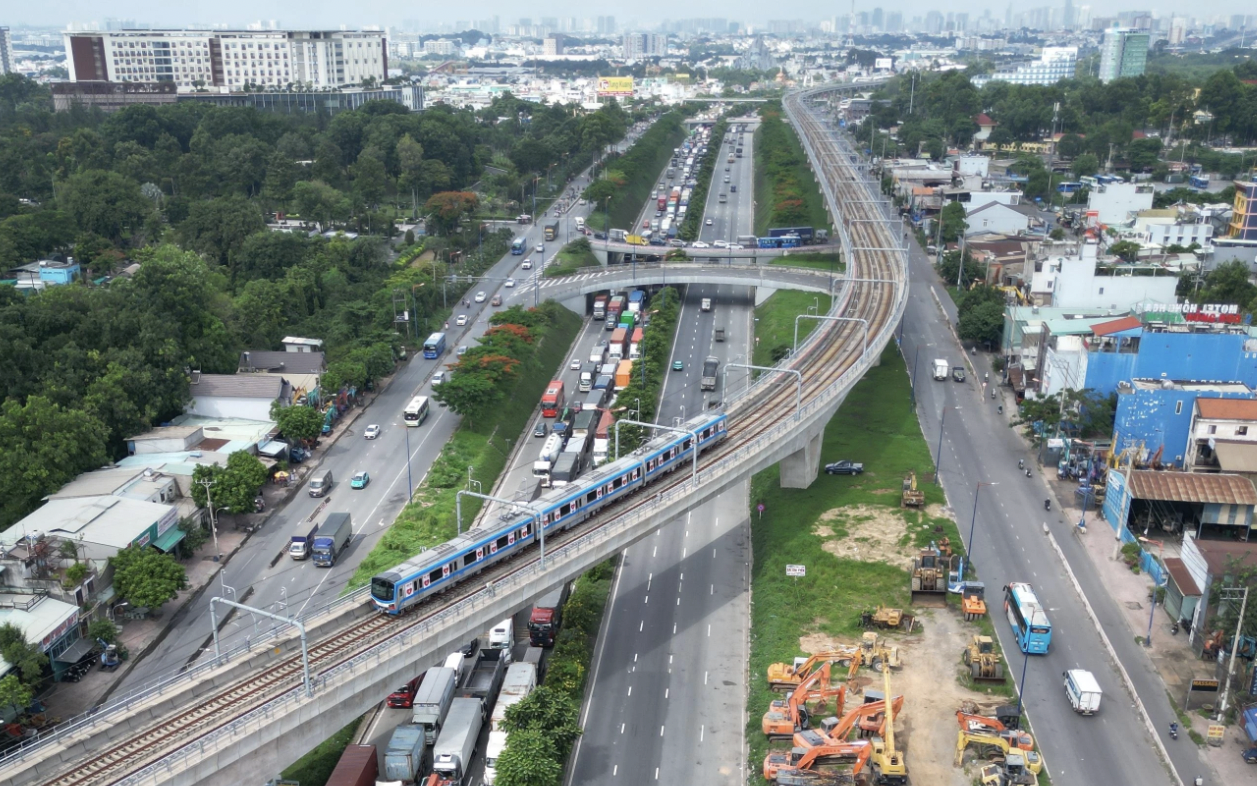 Bộ trưởng Trần Hồng Minh: Sân bay Long Thành phải chất lượng, đẹp - xanh đạt chuẩn 5 sao- Ảnh 6. Nhiều phương án đầu tư tuyến metro nối TP.HCM về Đồng Nai với sân bay Long Thành