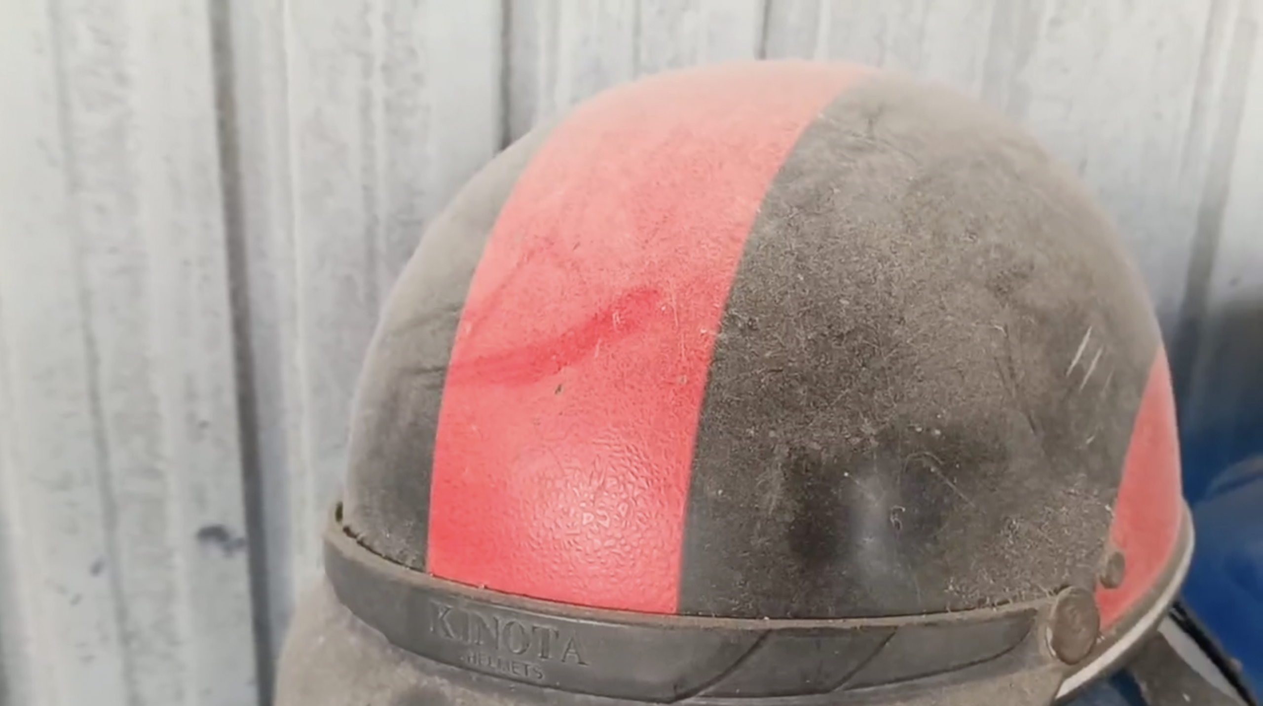 To&agrave;n cảnh tuyến đường qua khu d&acirc;n cư ở Gia Lai xuống cấp nghi&ecirc;m trọng, mất ATGT- Ảnh 12.