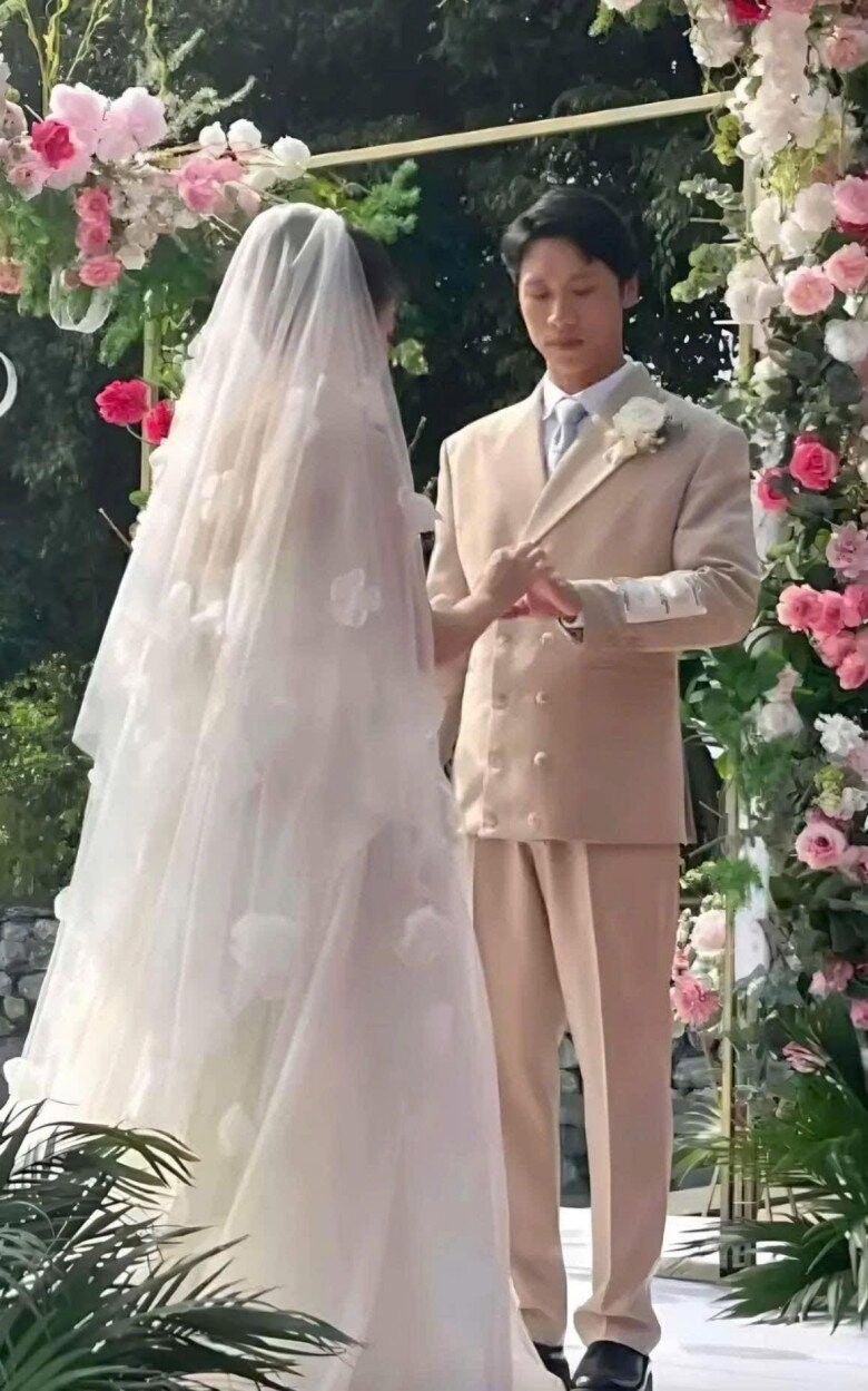 "Cách em 1 milimet" tập cuối sẽ kết thúc viên mãn?- Ảnh 6. "Cách em 1 milimet" tập cuối sẽ kết thúc viên mãn?- Ảnh 6.