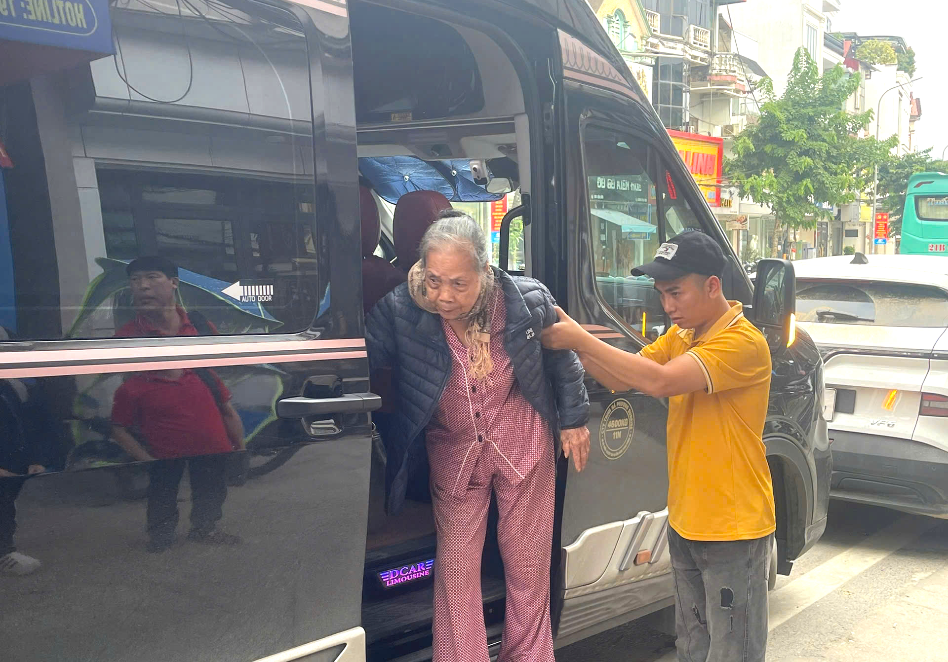 Hà Phương Sunrise và hành trình phục vụ bằng sự tận tâm- Ảnh 4. Hà Phương Sunrise và hành trình phục vụ bằng sự tận tâm- Ảnh 4.