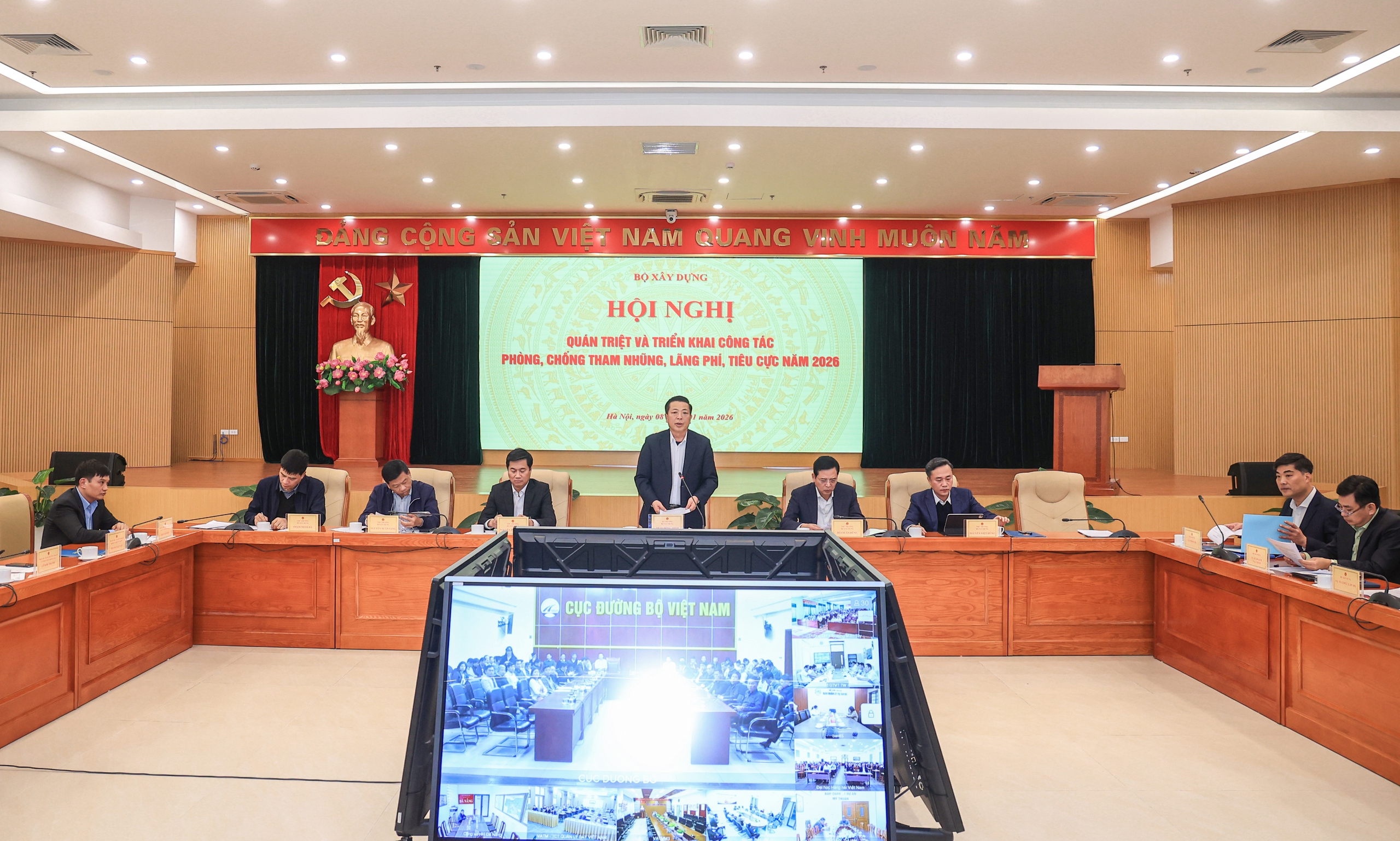 Bộ trưởng X&acirc;y dựng: Tham nhũng l&agrave; &ldquo;giặc nội x&acirc;m&rdquo;, phải đấu tranh ki&ecirc;n tr&igrave;, quyết liệt- Ảnh 4.