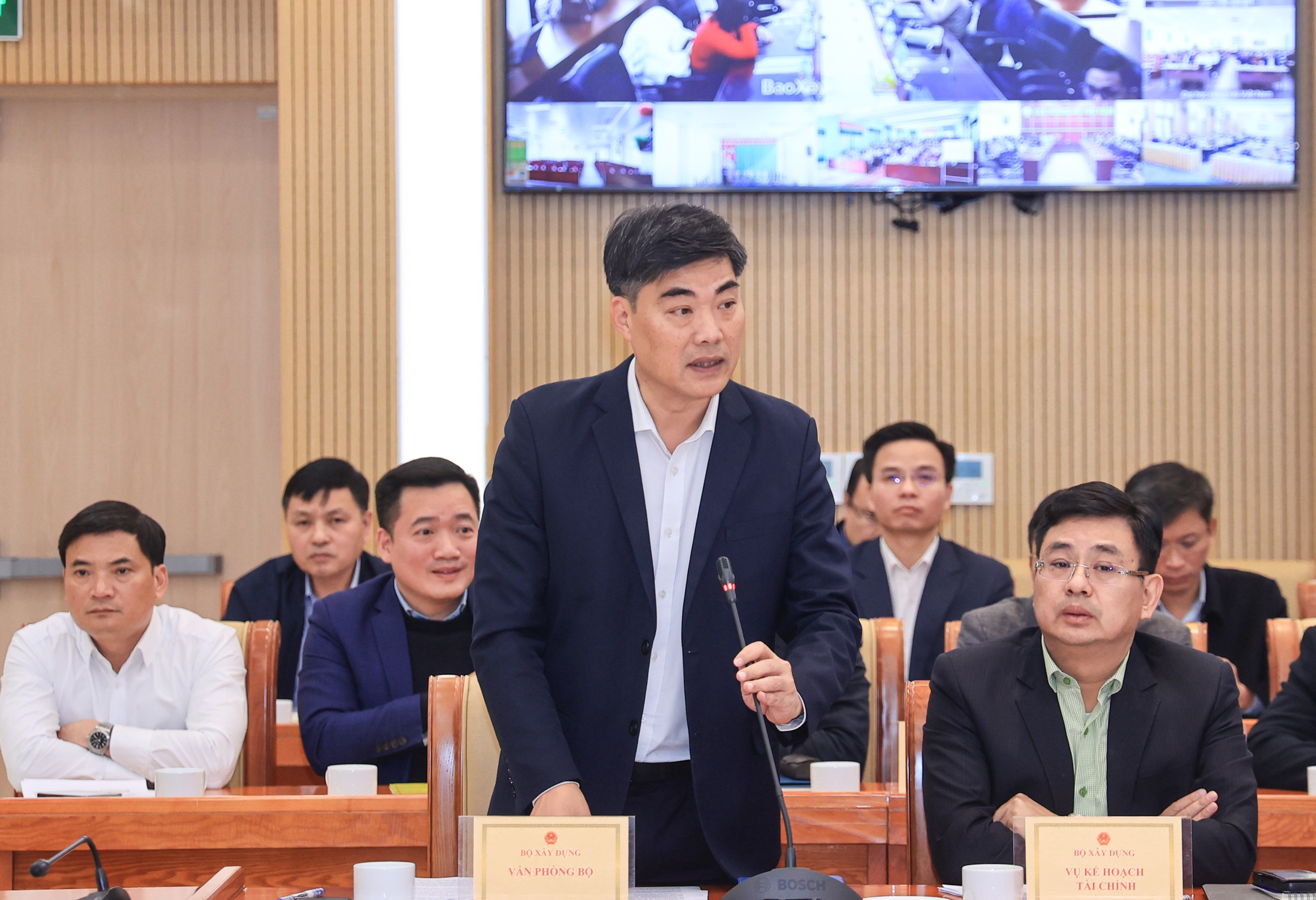 Bộ trưởng X&acirc;y dựng: Tham nhũng l&agrave; &ldquo;giặc nội x&acirc;m&rdquo;, phải đấu tranh ki&ecirc;n tr&igrave;, quyết liệt- Ảnh 5.