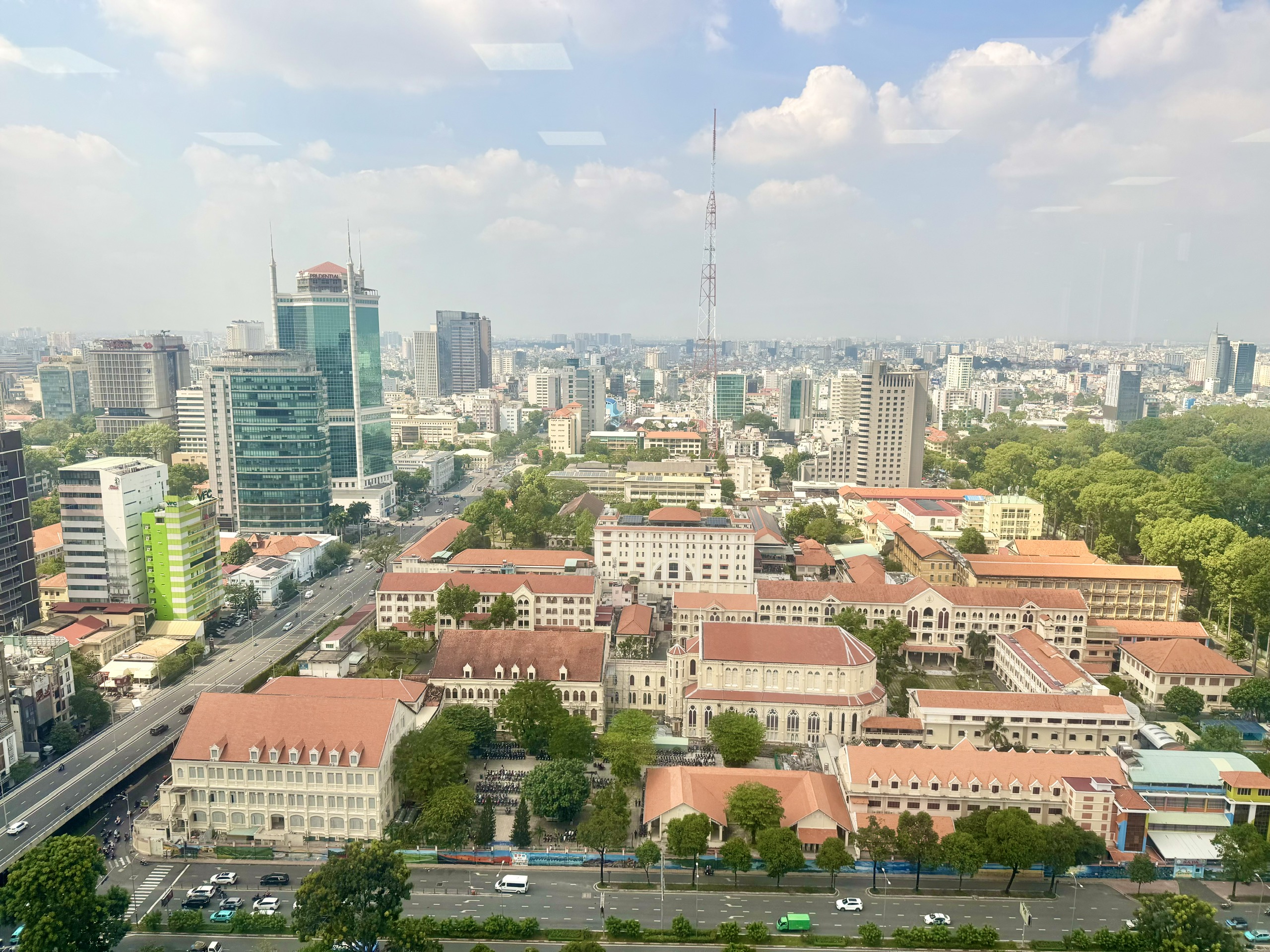 Thứ trưởng Nguyễn Văn Sinh: Bất động sản 2026 bước vào chu kỳ tăng trưởng có chọn lọc- Ảnh 5. Thứ trưởng Nguyễn Văn Sinh: Bất động sản 2026 bước vào chu kỳ tăng trưởng có chọn lọc- Ảnh 5.