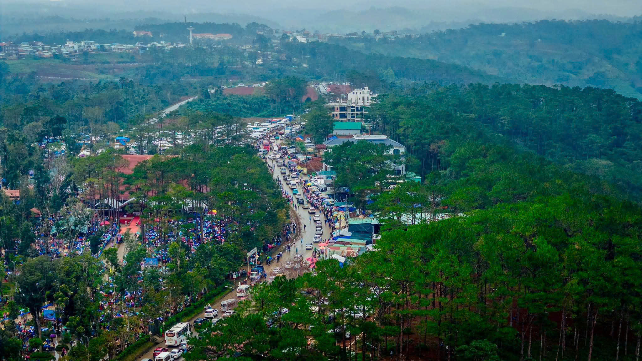 Quảng Ngãi: Nhà đầu tư góp phần "đánh thức" tiềm năng Măng Đen- Ảnh 1.