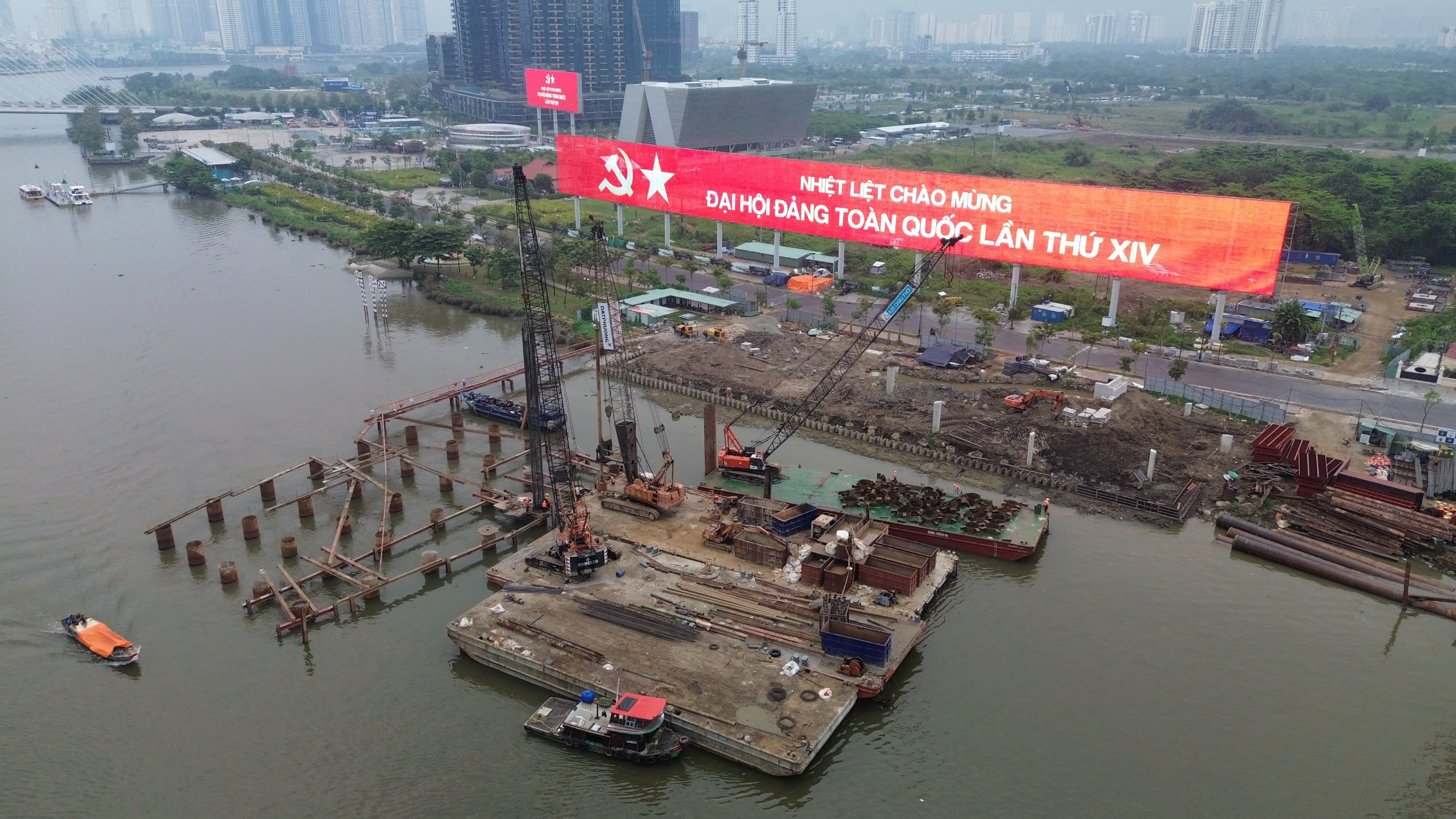 Tăng tốc đầu tư hạ tầng: TP.HCM dồn lực cho các công trình giao thông trọng điểm- Ảnh 2. Tăng tốc đầu tư hạ tầng: TP.HCM dồn lực cho các công trình giao thông trọng điểm- Ảnh 2.