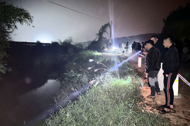 Hiện trường vụ TNGT khiến 2 người tử vong.