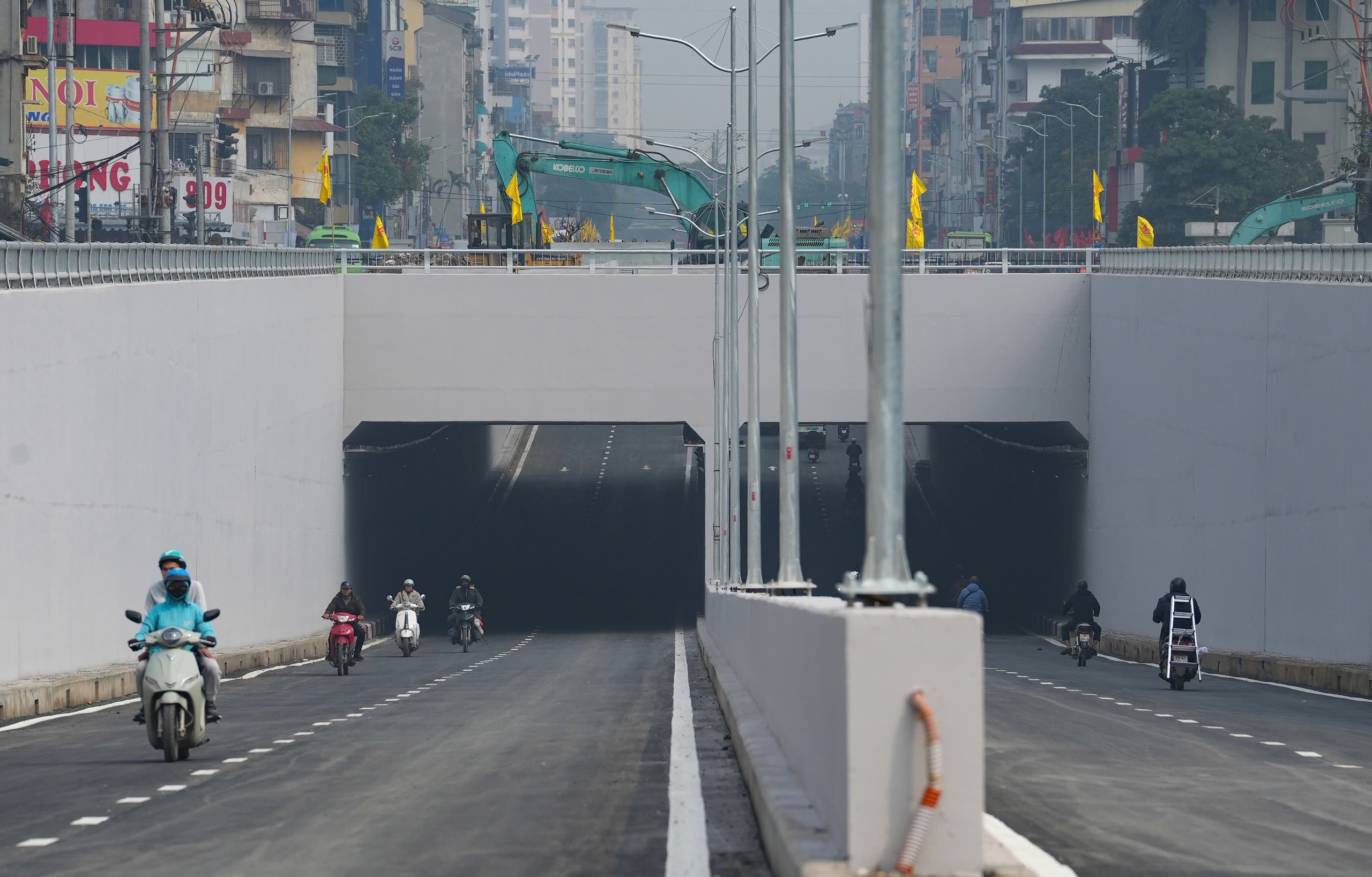 H&agrave; Nội: Giao th&ocirc;ng th&ocirc;ng tho&aacute;ng ng&agrave;y đầu th&ocirc;ng xe hầm chui Kim Đồng v&agrave; đường V&agrave;nh đai 2,5- Ảnh 8.