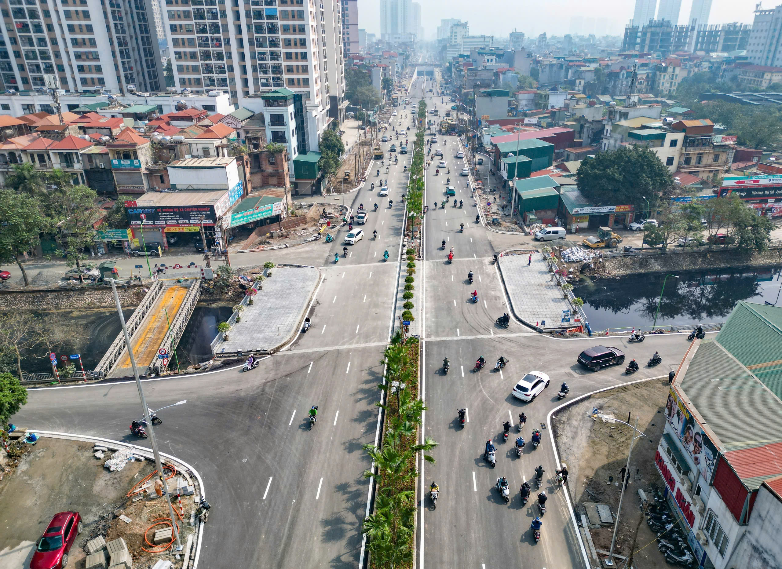 H&agrave; Nội: Giao th&ocirc;ng th&ocirc;ng tho&aacute;ng ng&agrave;y đầu th&ocirc;ng xe hầm chui Kim Đồng v&agrave; đường V&agrave;nh đai 2,5- Ảnh 1.