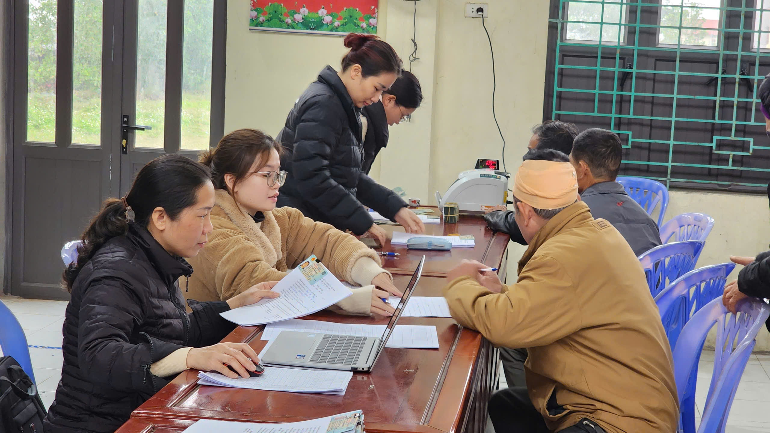 Cận Tết, người d&acirc;n phấn khởi nhận bồi thường giải ph&oacute;ng mặt bằng s&acirc;n bay Gia B&igrave;nh- Ảnh 13.