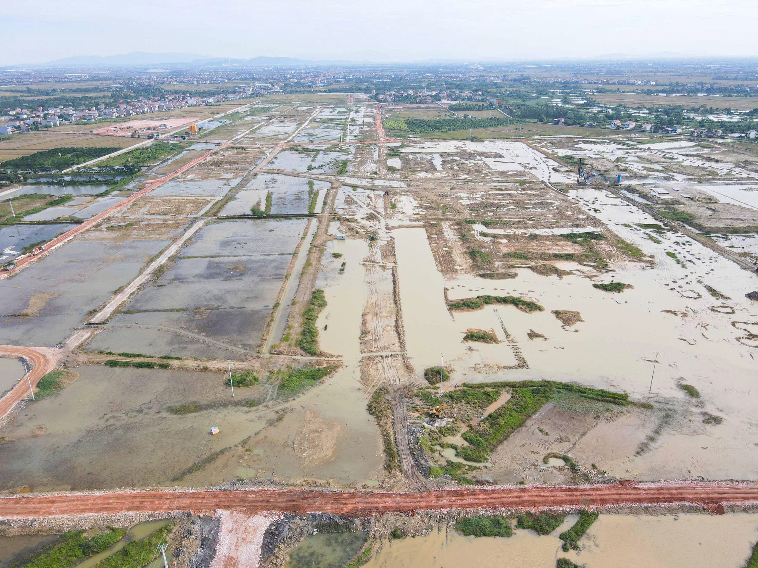 Cận Tết, người d&acirc;n phấn khởi nhận bồi thường giải ph&oacute;ng mặt bằng s&acirc;n bay Gia B&igrave;nh- Ảnh 14.